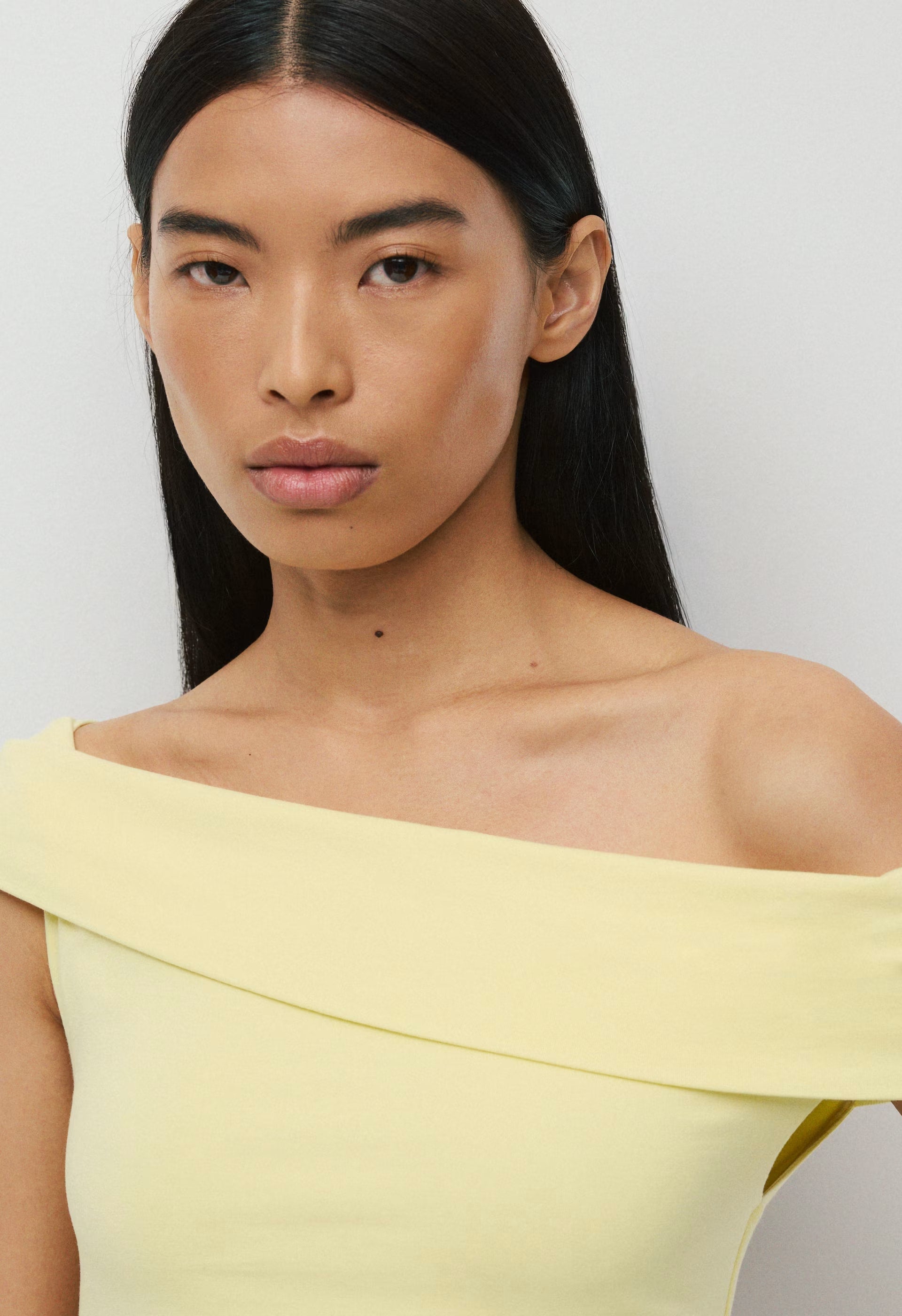Casual Contour Ravish Top - LEMONADE