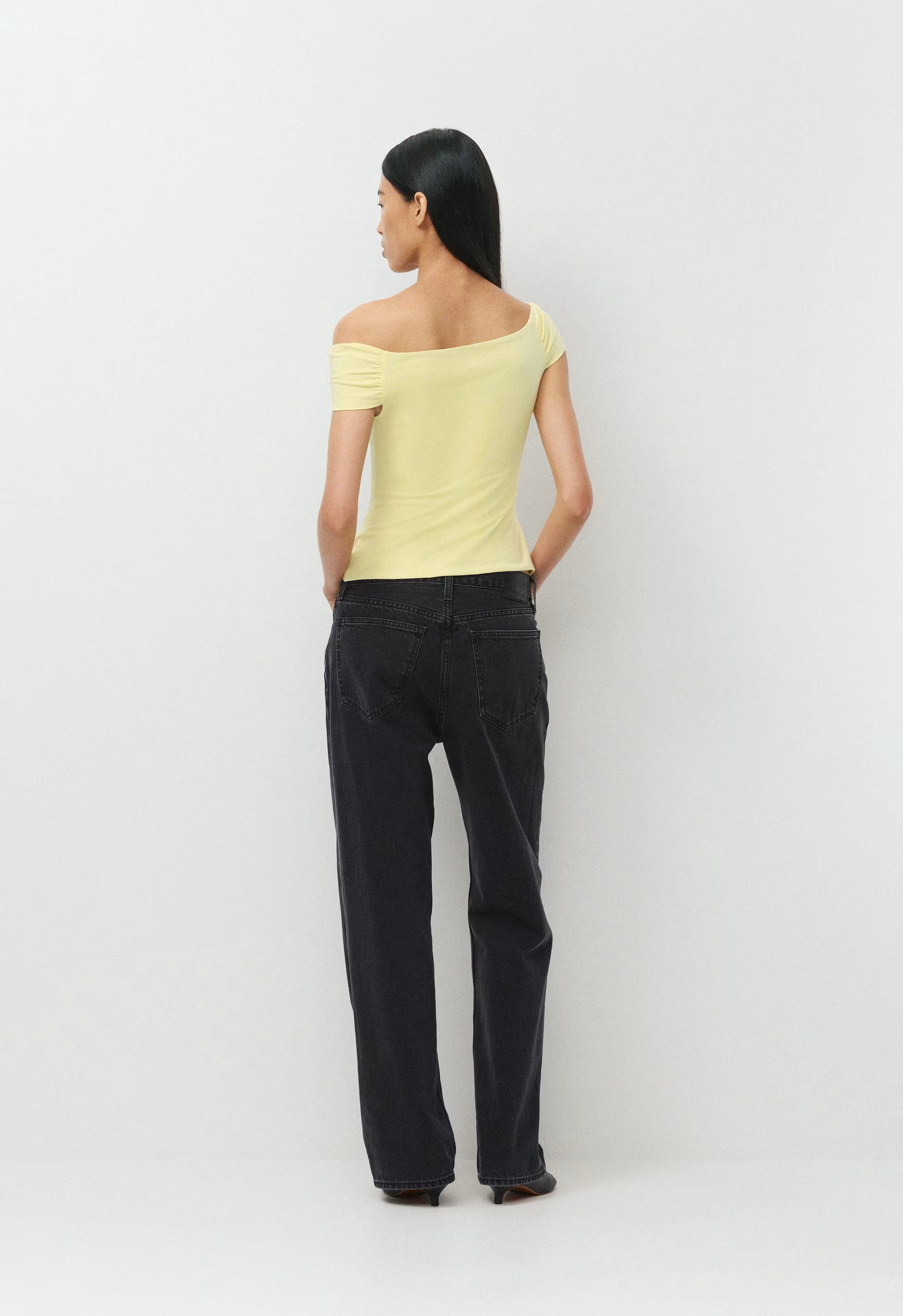 Casual Contour Ravish Top - LEMONADE