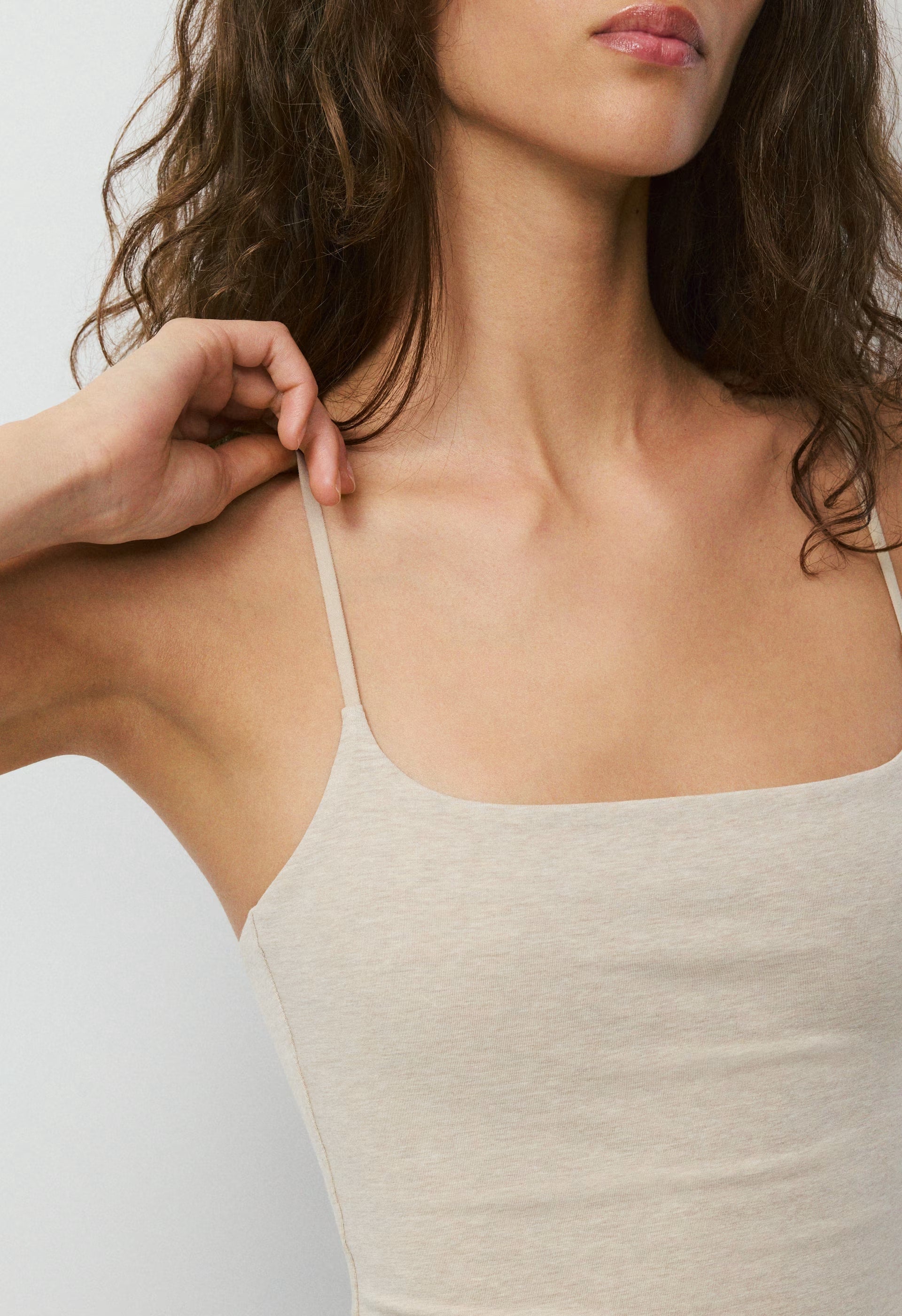 Casual Contour Presence Cami Tank - HEATHER ECRU