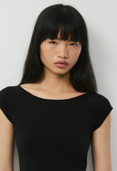 Chill Mira T-Shirt - BLACK