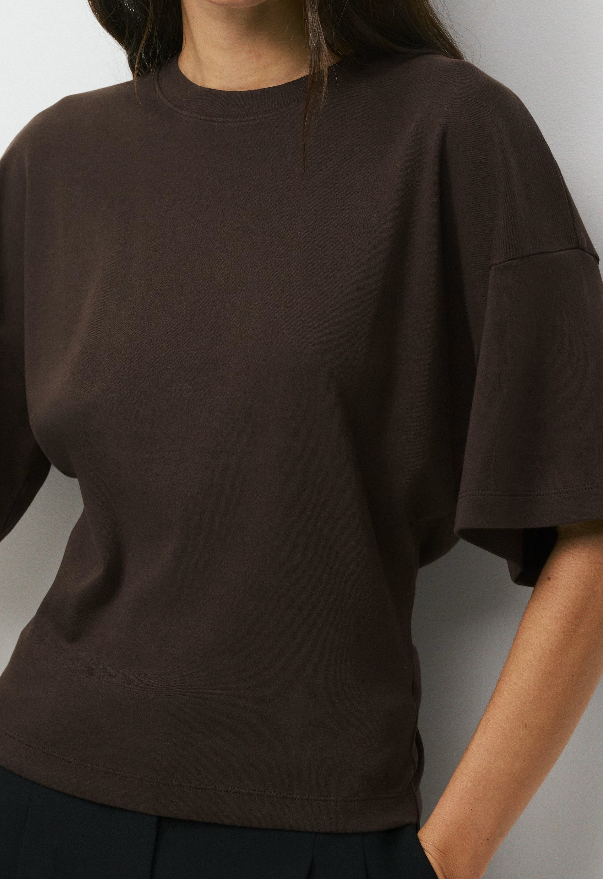 InterLock Cotton Barclay T-Shirt - CACAO NIB BROWN