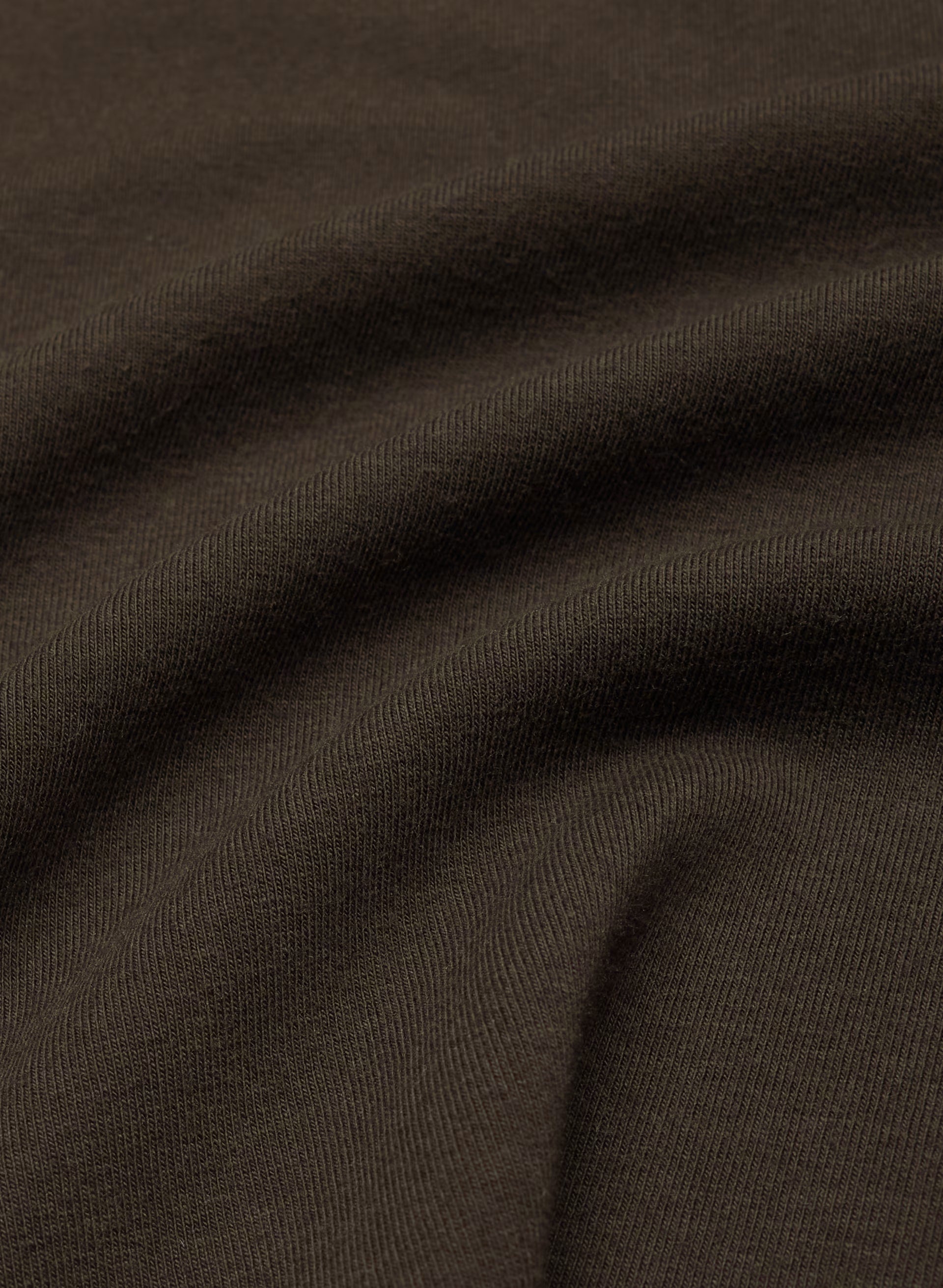 HomeStretch™ Smooth Tune T-Shirt - CACAO NIB BROWN