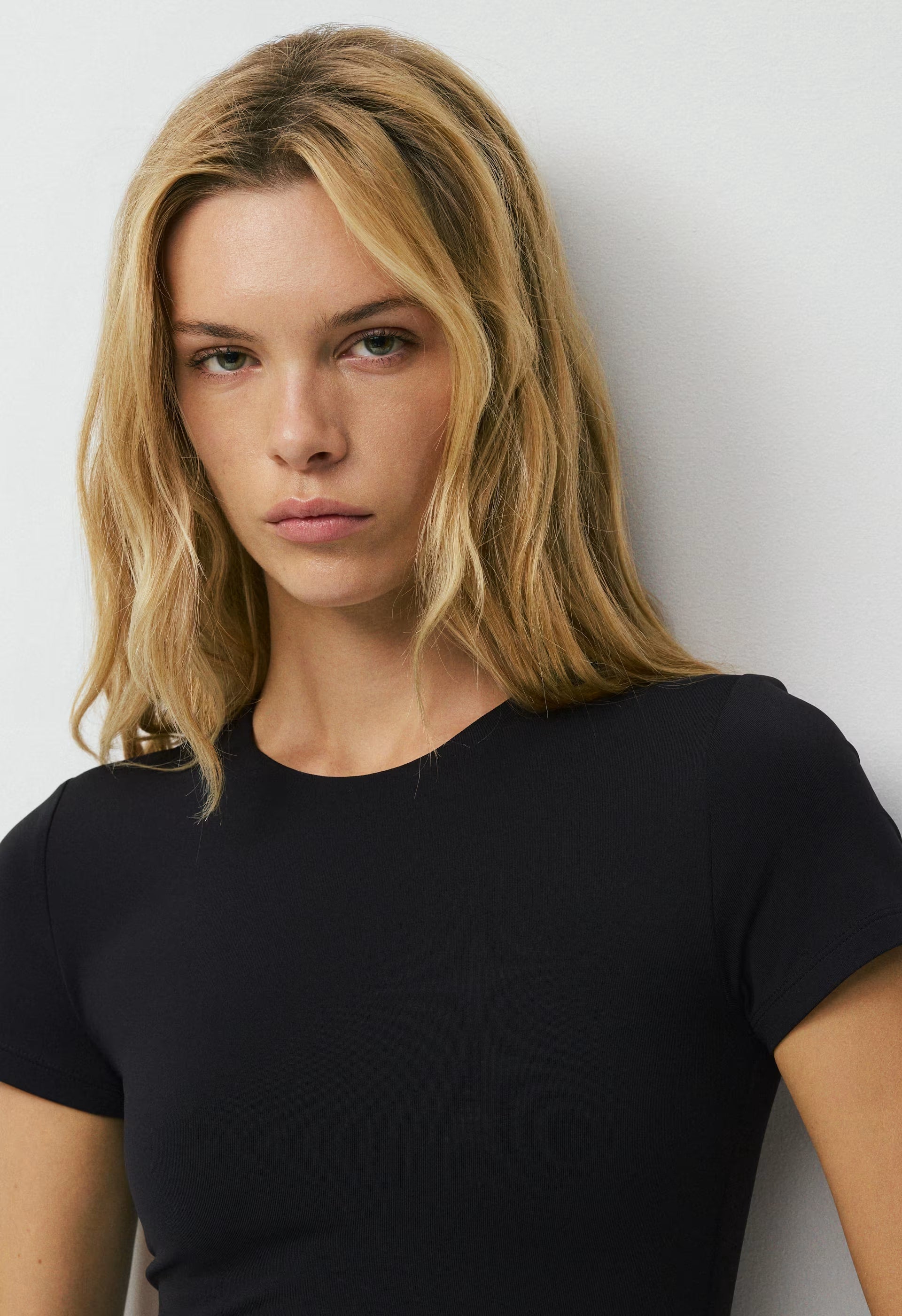 Original Contour Marvel Crew T-Shirt - BLACK