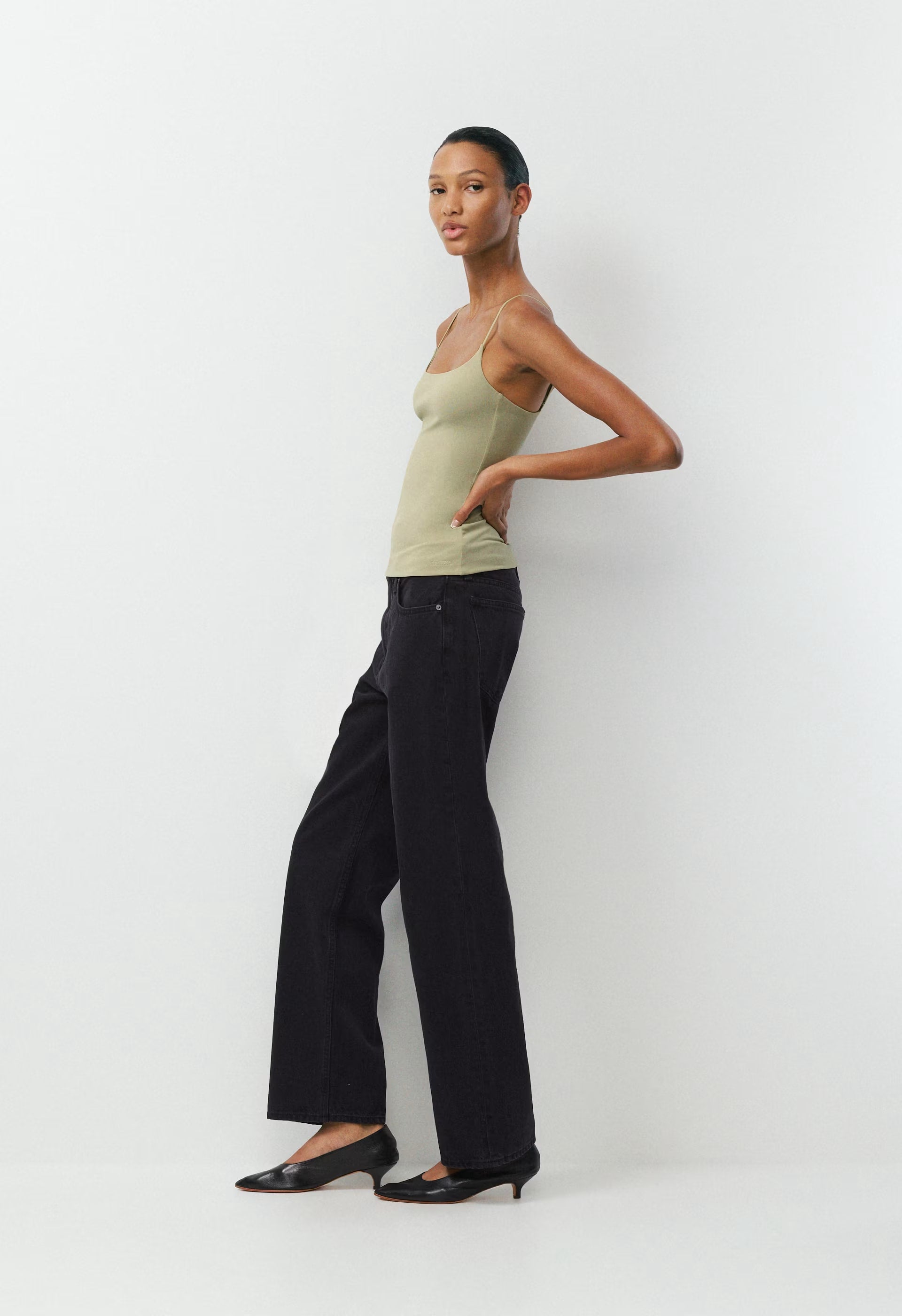 Original Contour Presence Cami Tank - MARTINI OLIVE