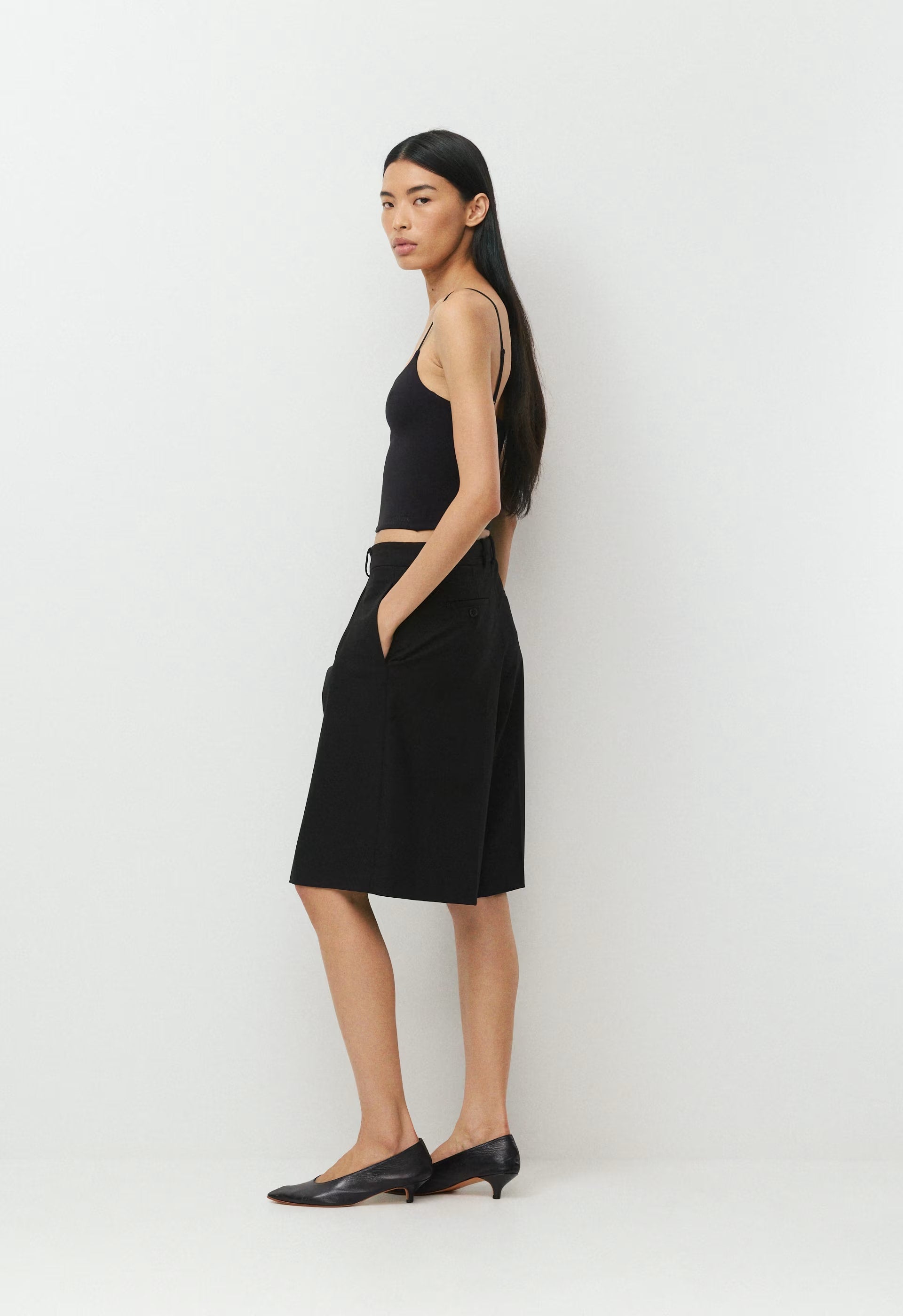 Original Contour Presence Waist Cami Tank - BLACK