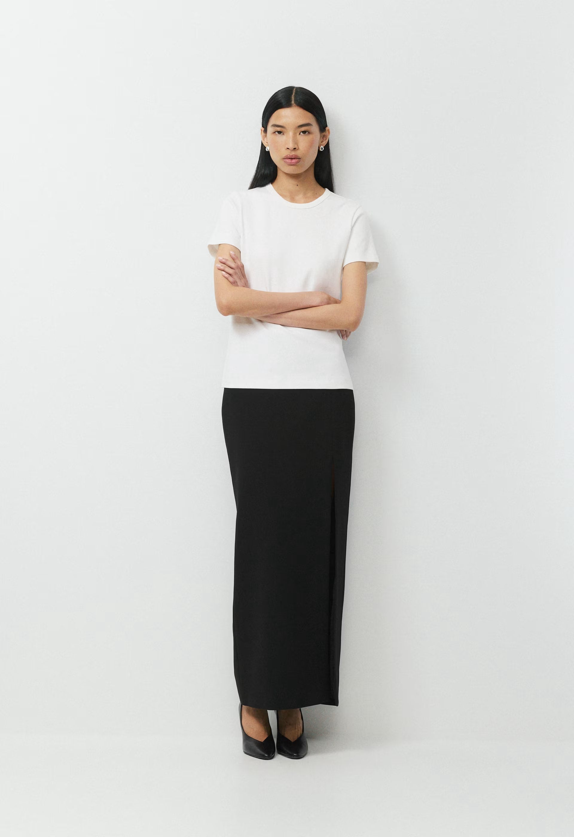 InterLock Cotton Wirth T-Shirt - BLACK