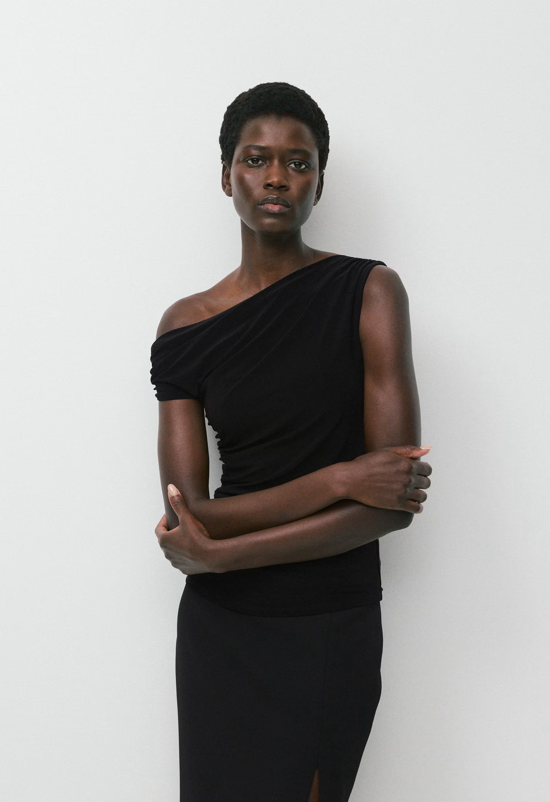 Smooth Matter™ Gallery Top - BLACK