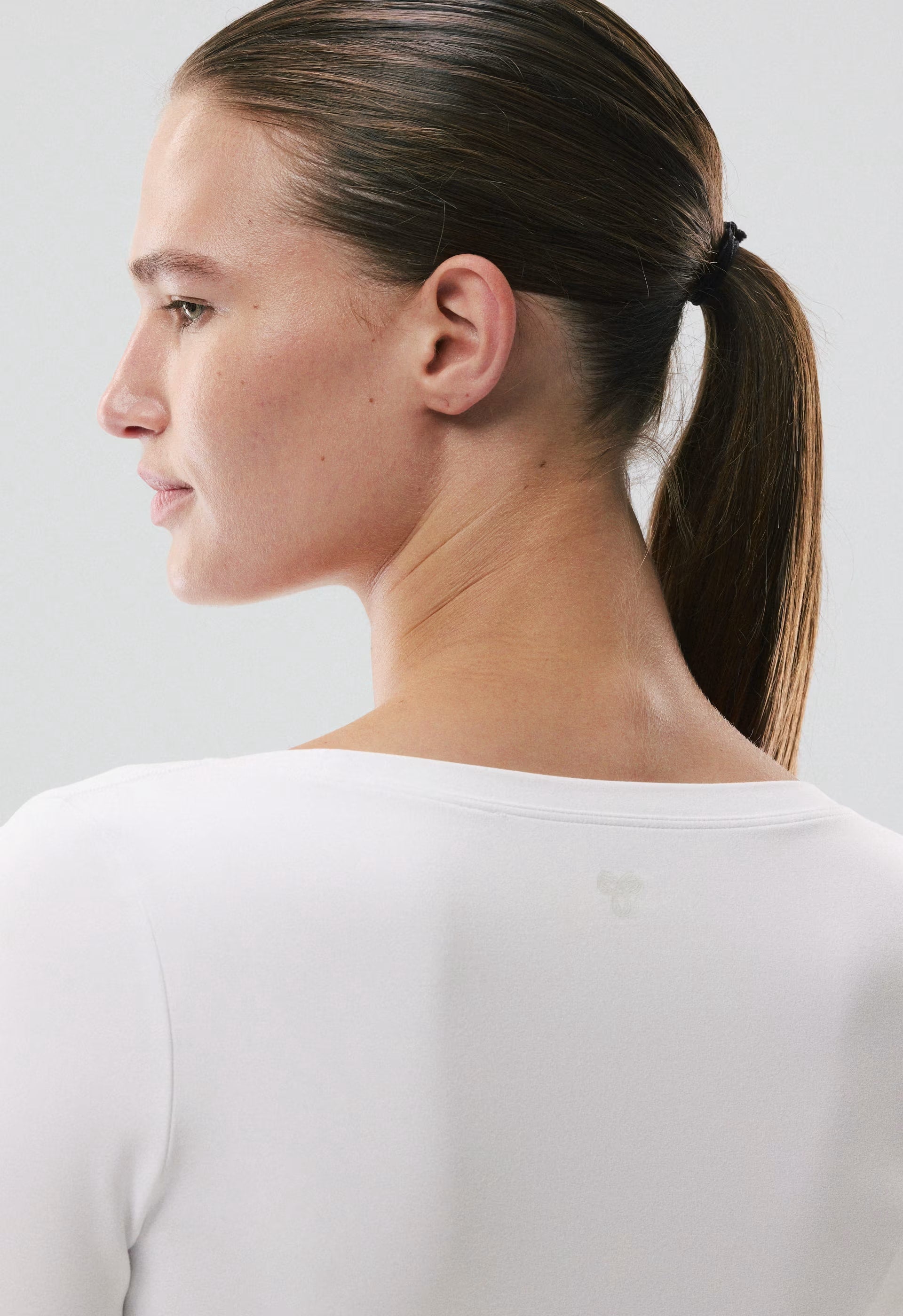 BUTTER Focal Wrap Longsleeve - BRIGHT WHITE