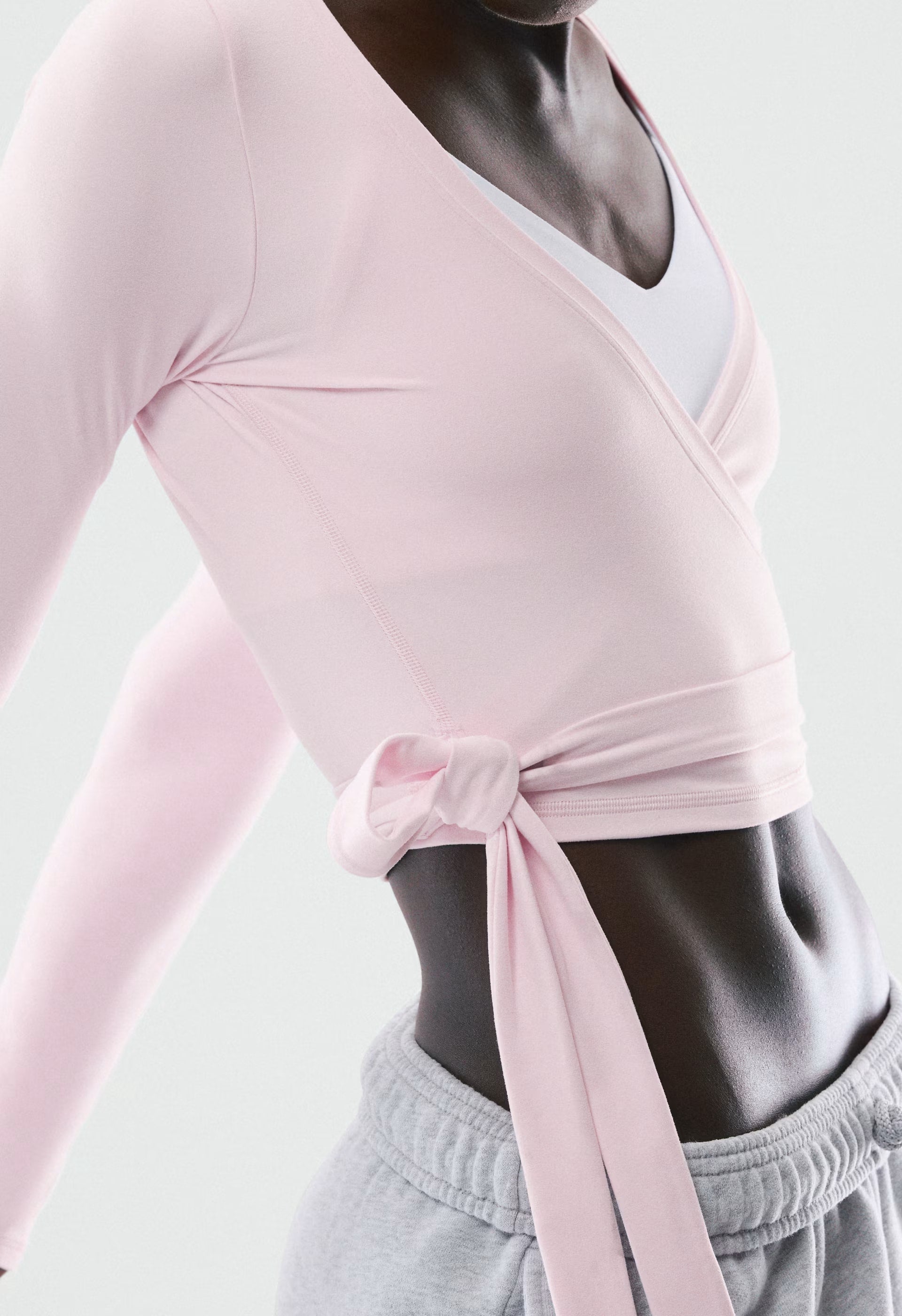 BUTTER Focal Wrap Longsleeve - MAGNOLIA