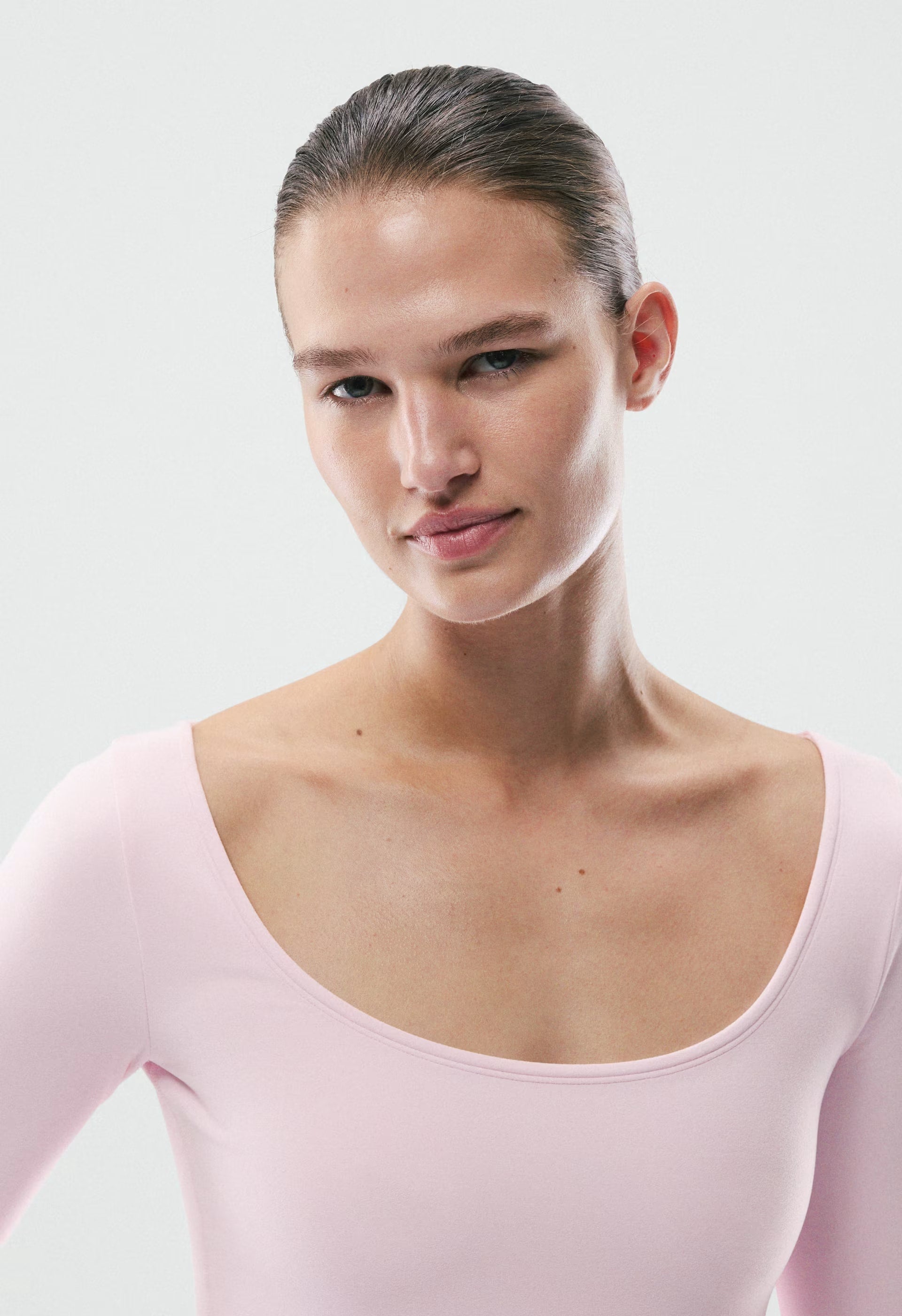 BUTTER Essential 3/4 Sleeve T-Shirt - MAGNOLIA