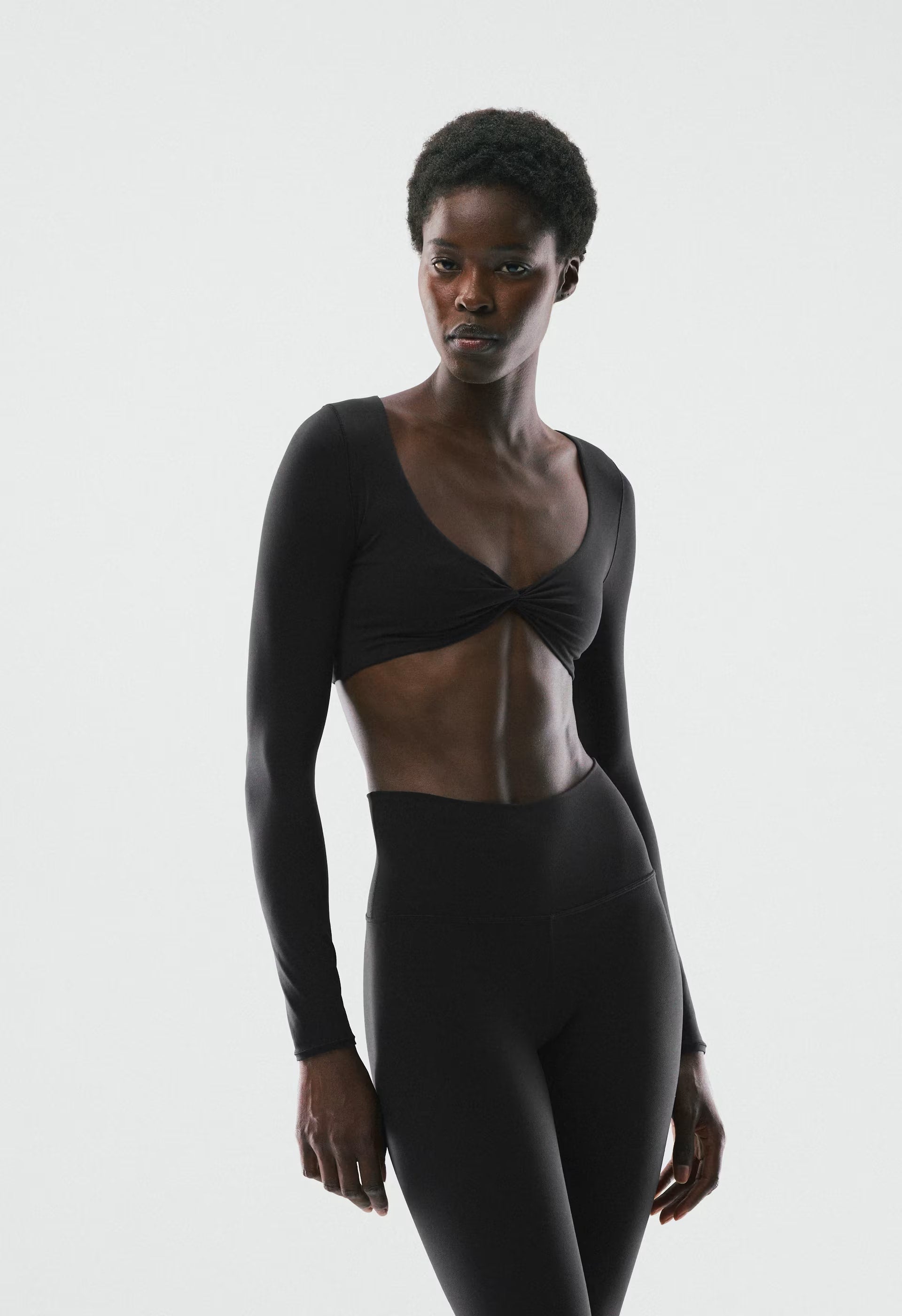 AirBUTTER™ Repose Longsleeve - BLACK