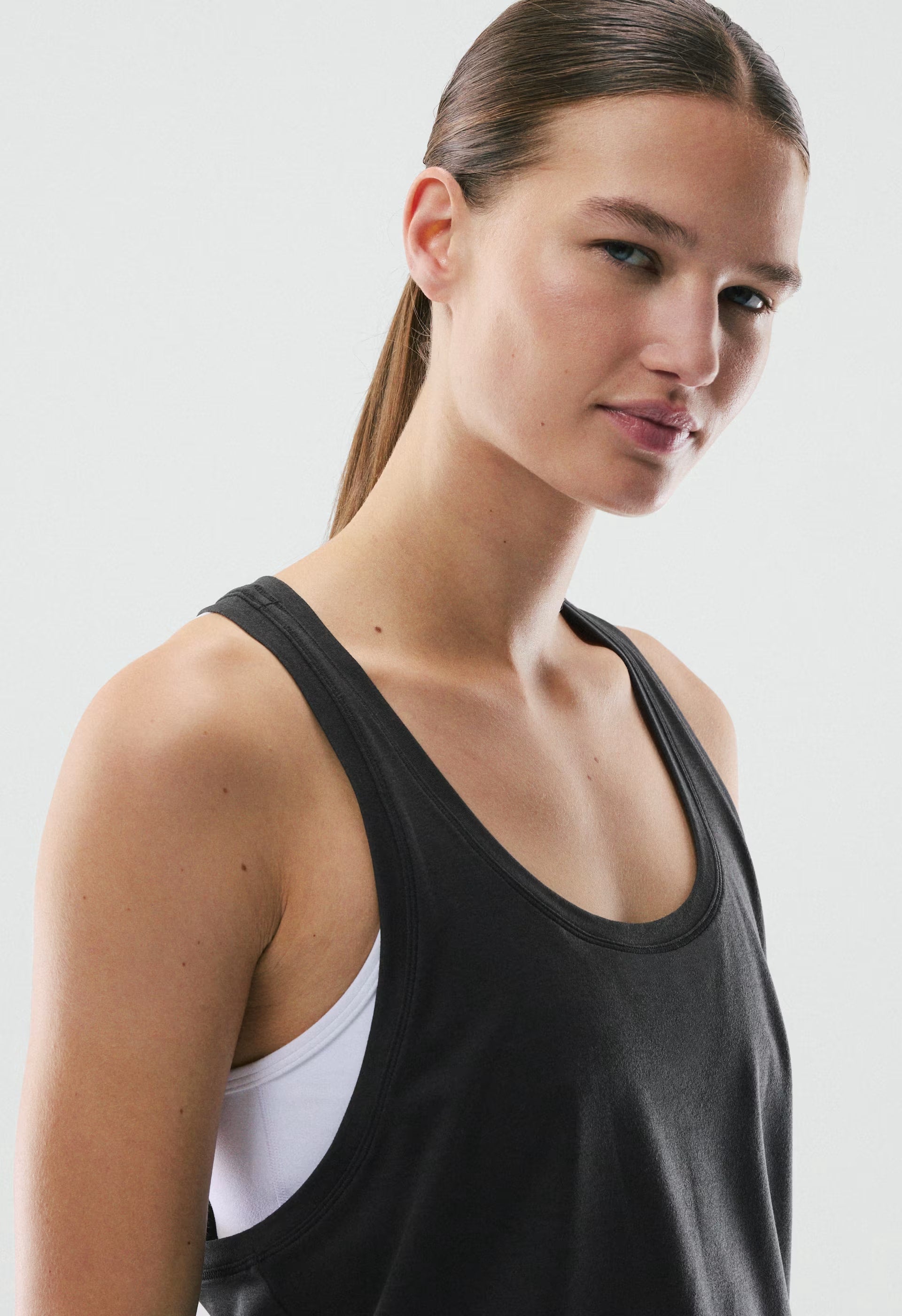 SoftBound™ Unstoppable Tank - HEATHER BLACK