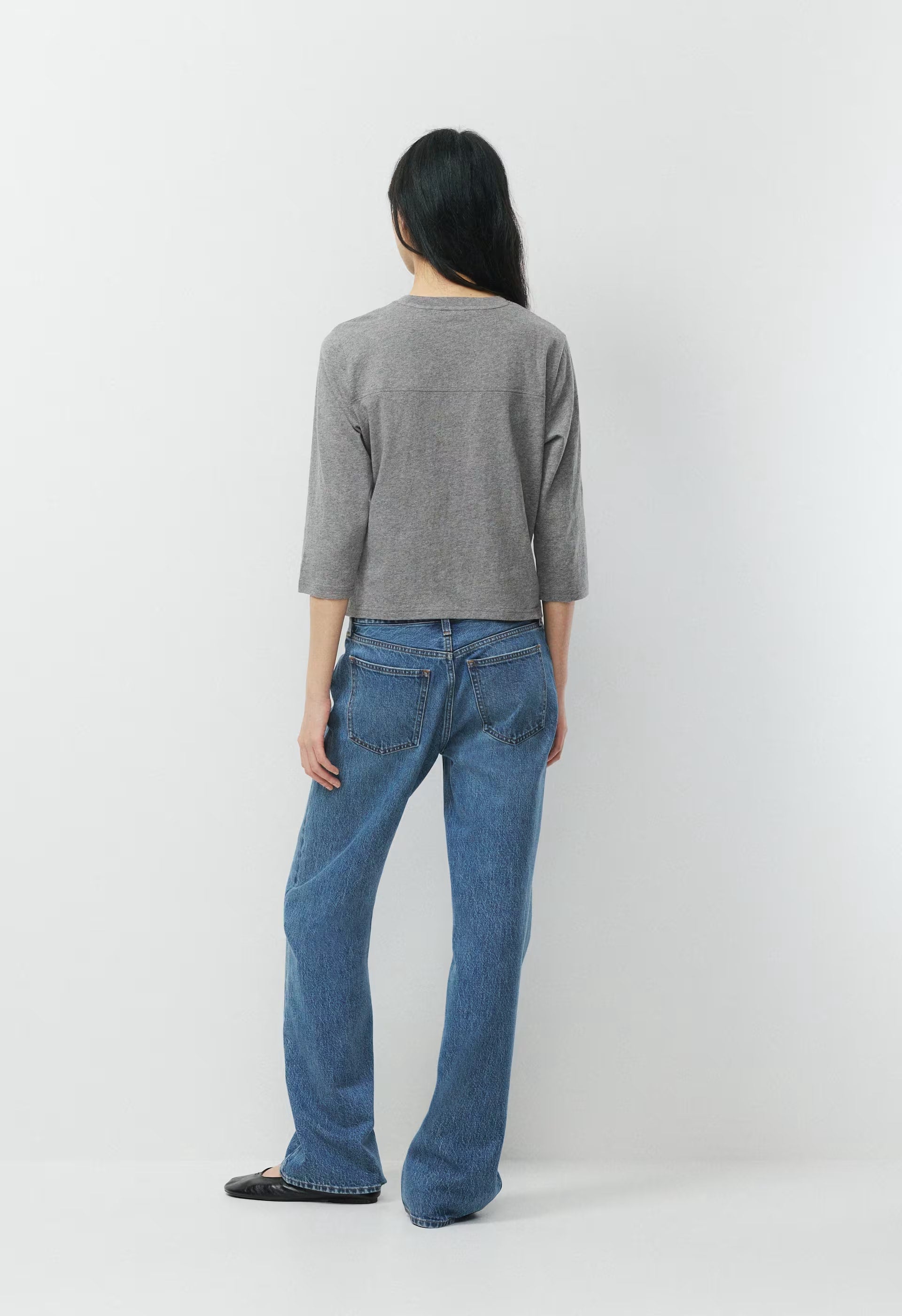 Soft Feels™ Ace T-Shirt - HEATHER DARK GREY