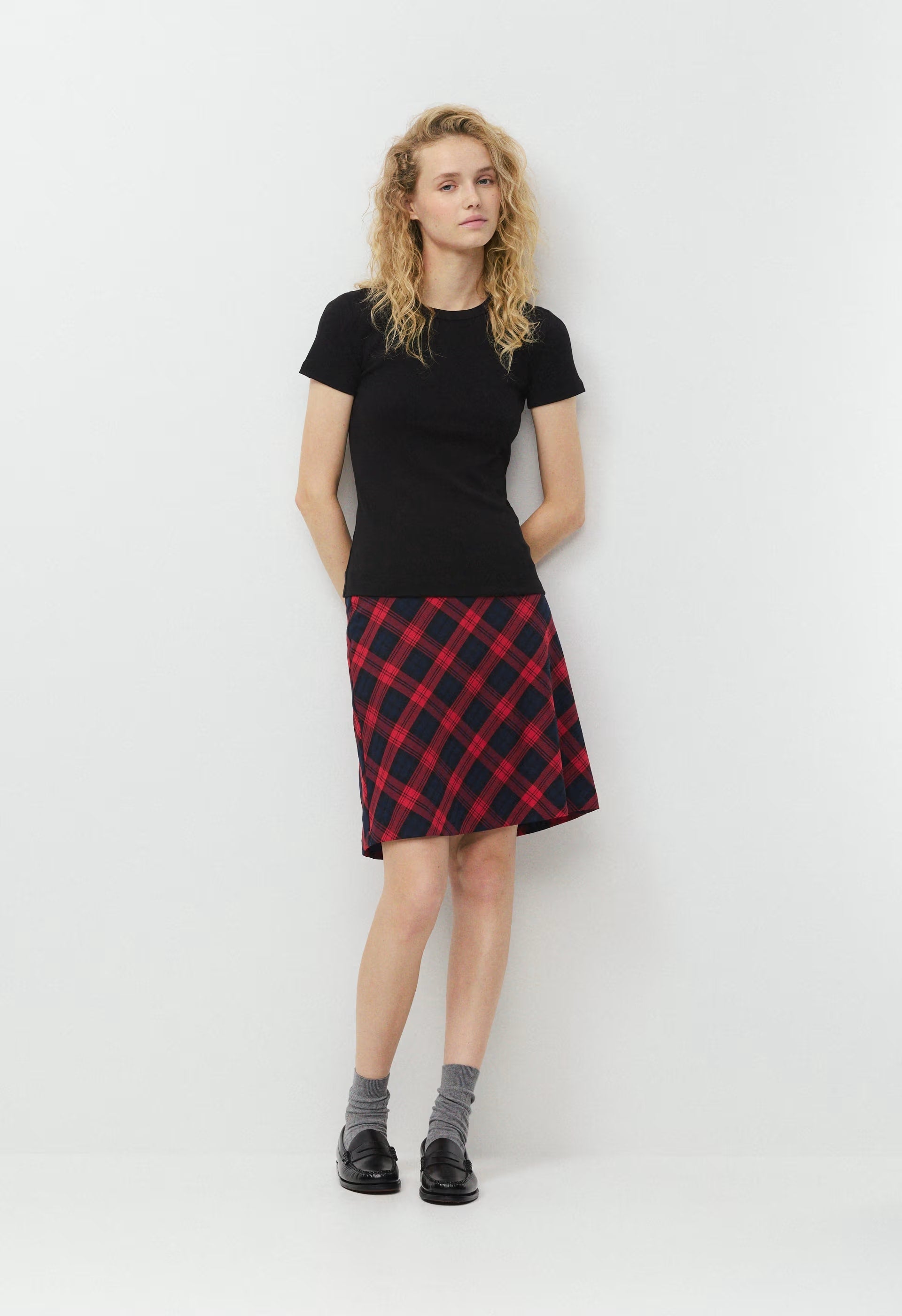 BestHug™ Little Ribbed Hip T-Shirt - BLACK