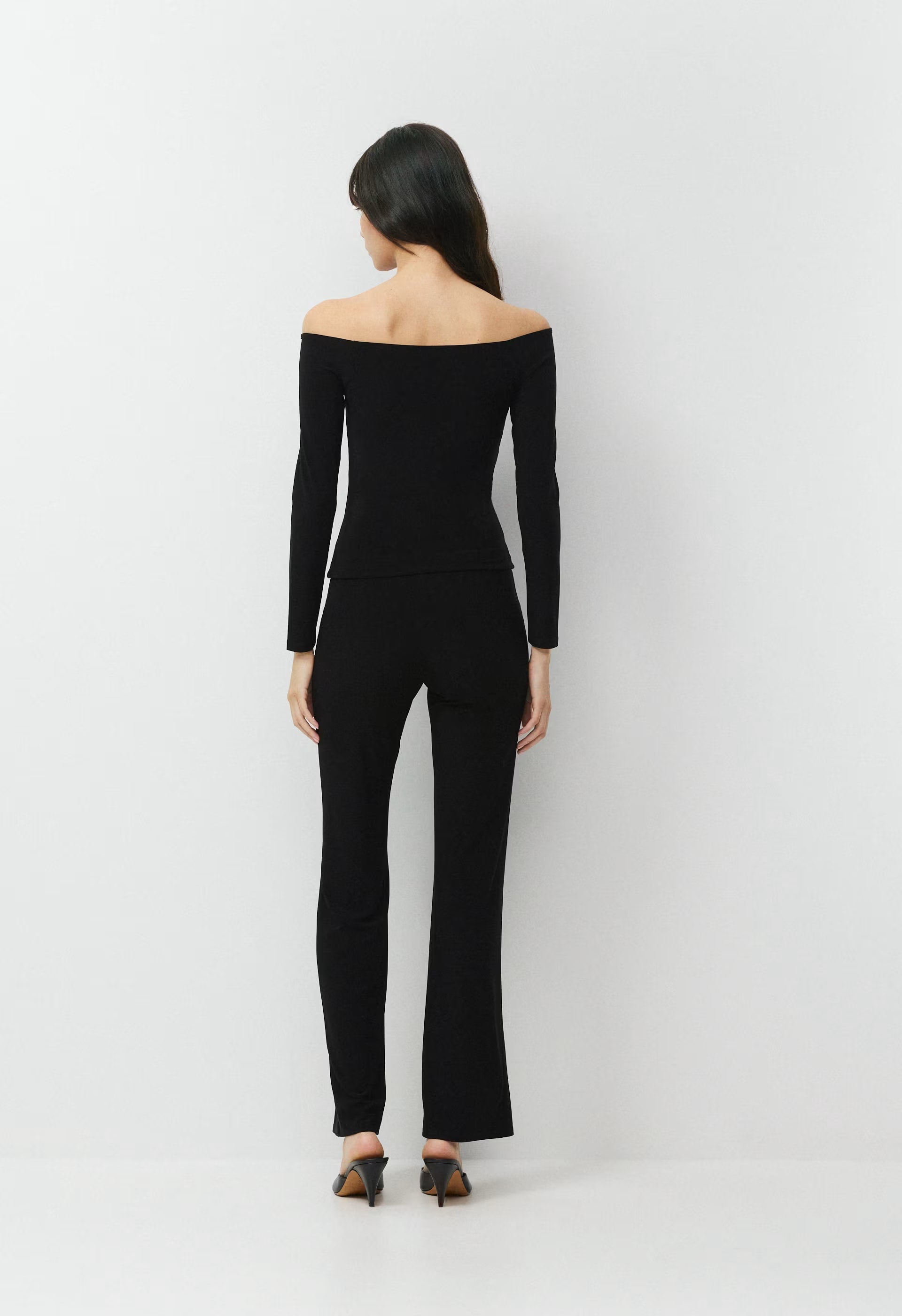 Smooth Matter™ Clique Top - BLACK