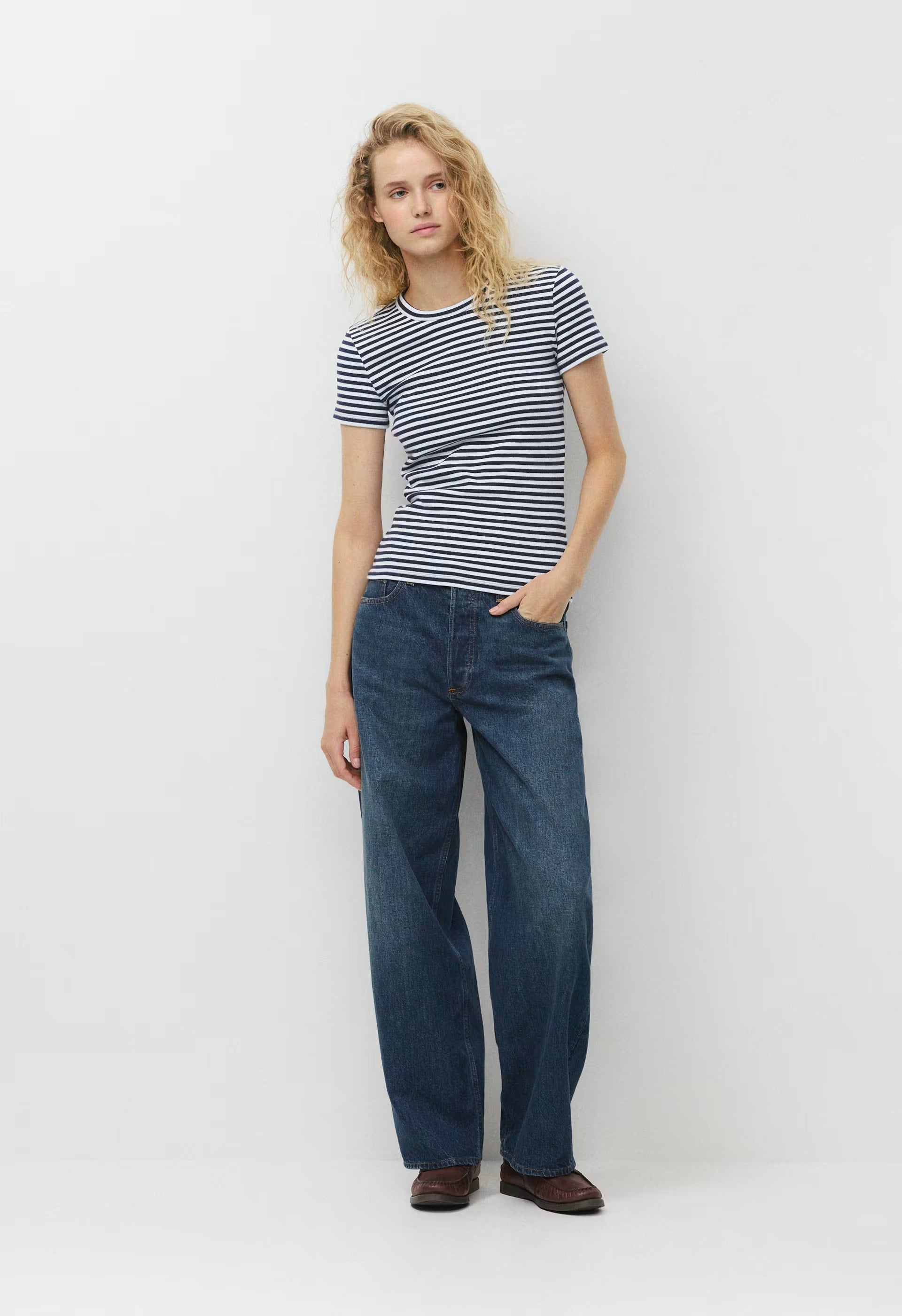 BestHug™ Little Ribbed Hip T-Shirt - ADMRL NVY/PLN AIR