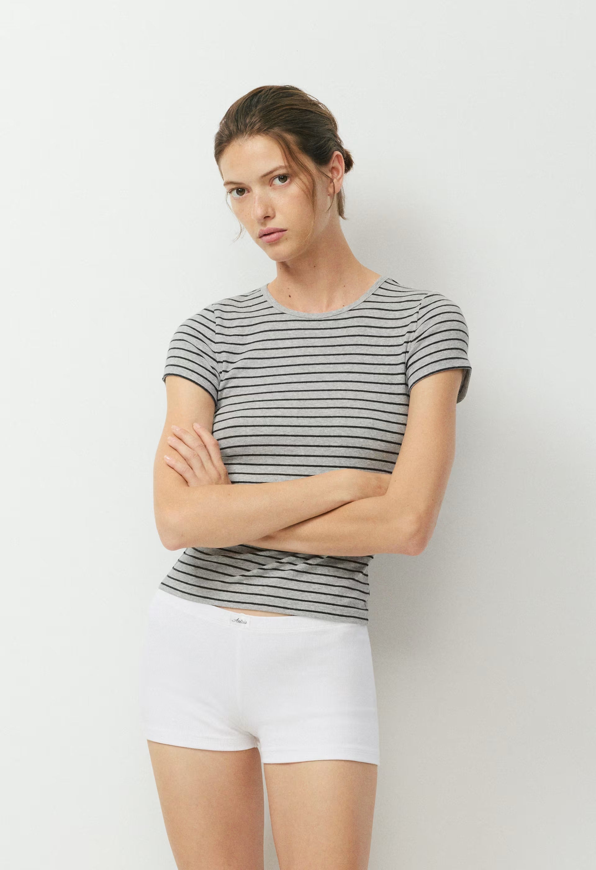 HomeStretch™ Rib Tune T-Shirt - HCHROME/HBLCK