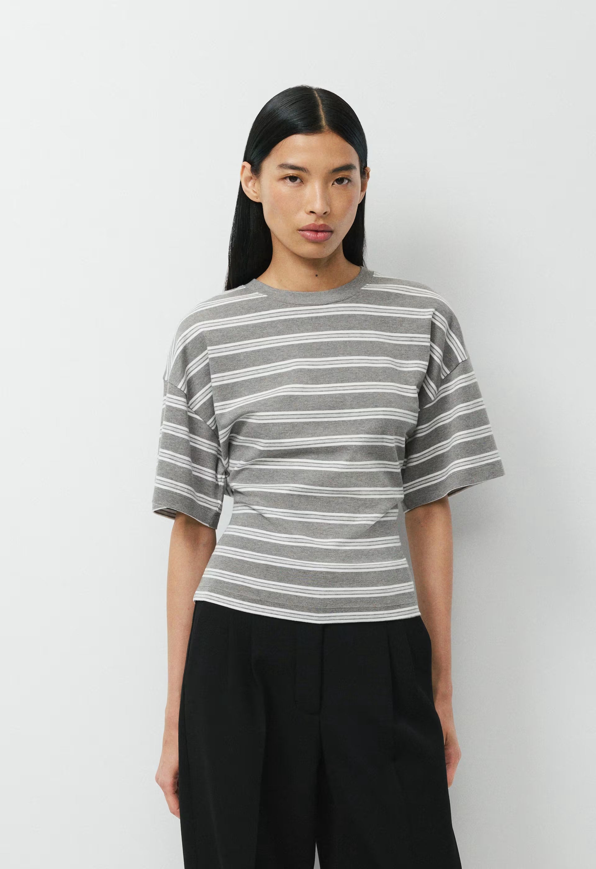 InterLock Cotton Barclay T-Shirt - HDRKGRY/ HCLD WHT