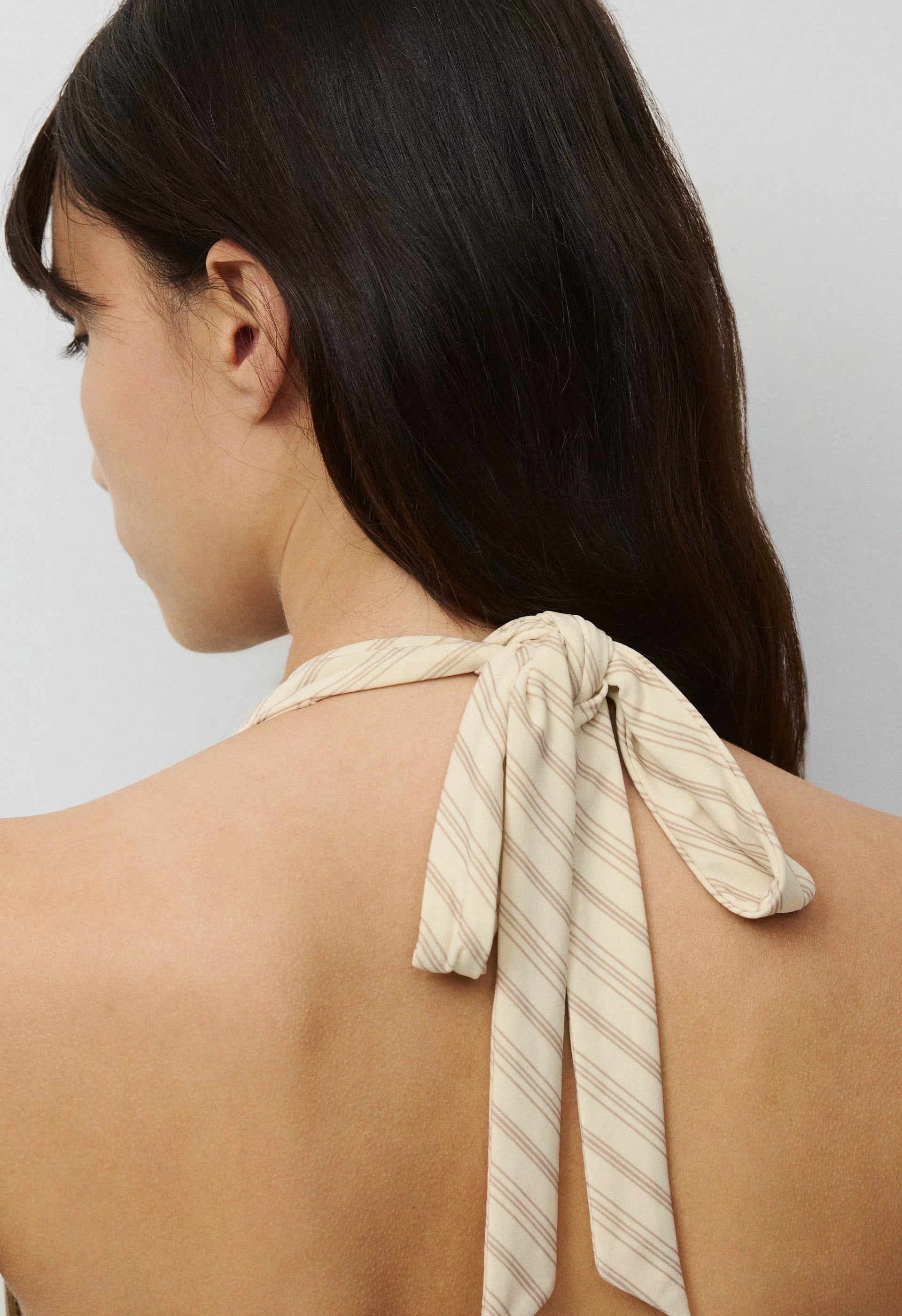 Smooth Matter™ Wylder Halter Top - SEASD CRM/TAN KHAKI