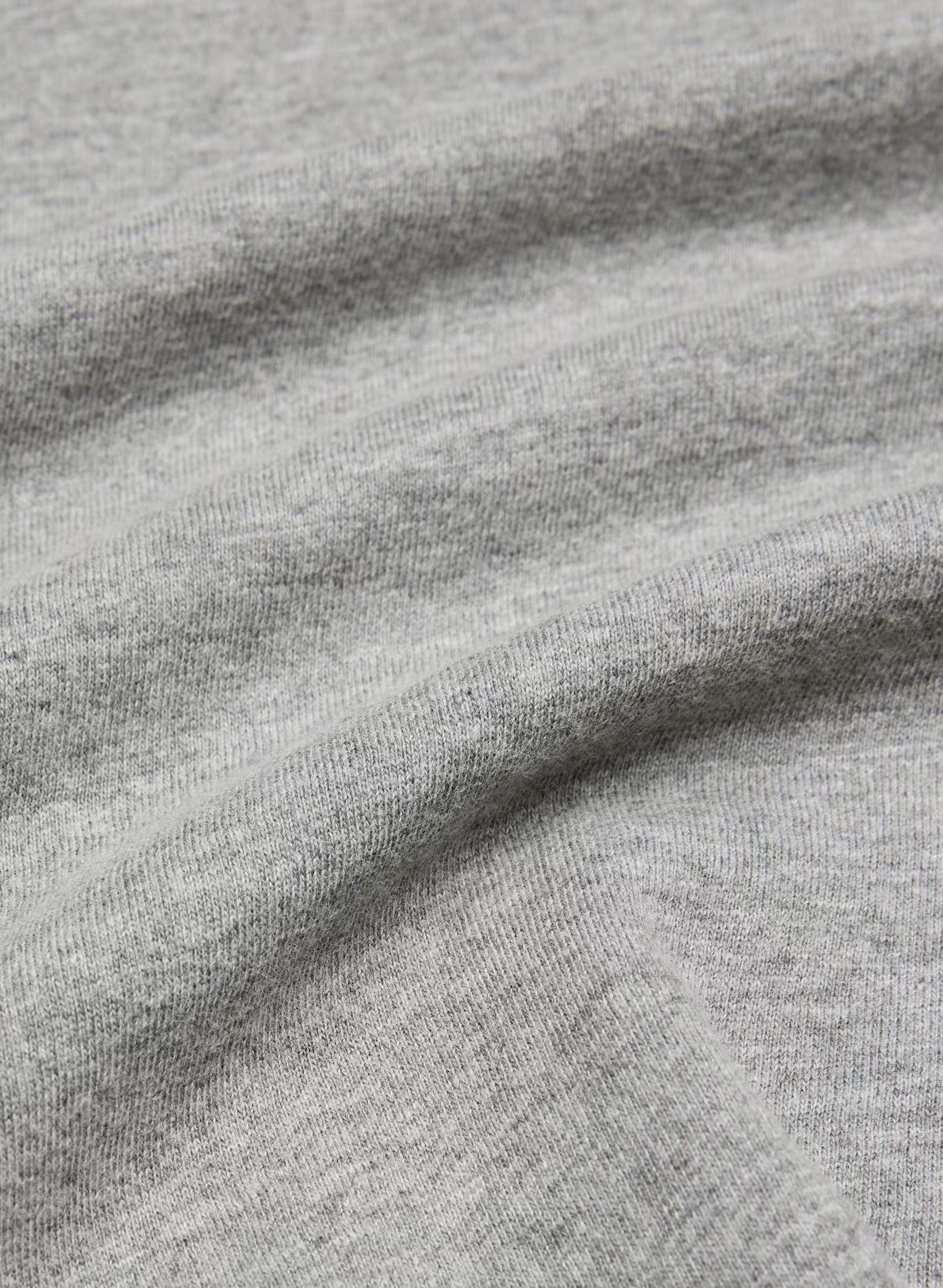 Soft Feels™ Detroit T-Shirt - H DARK GREY/WHITE