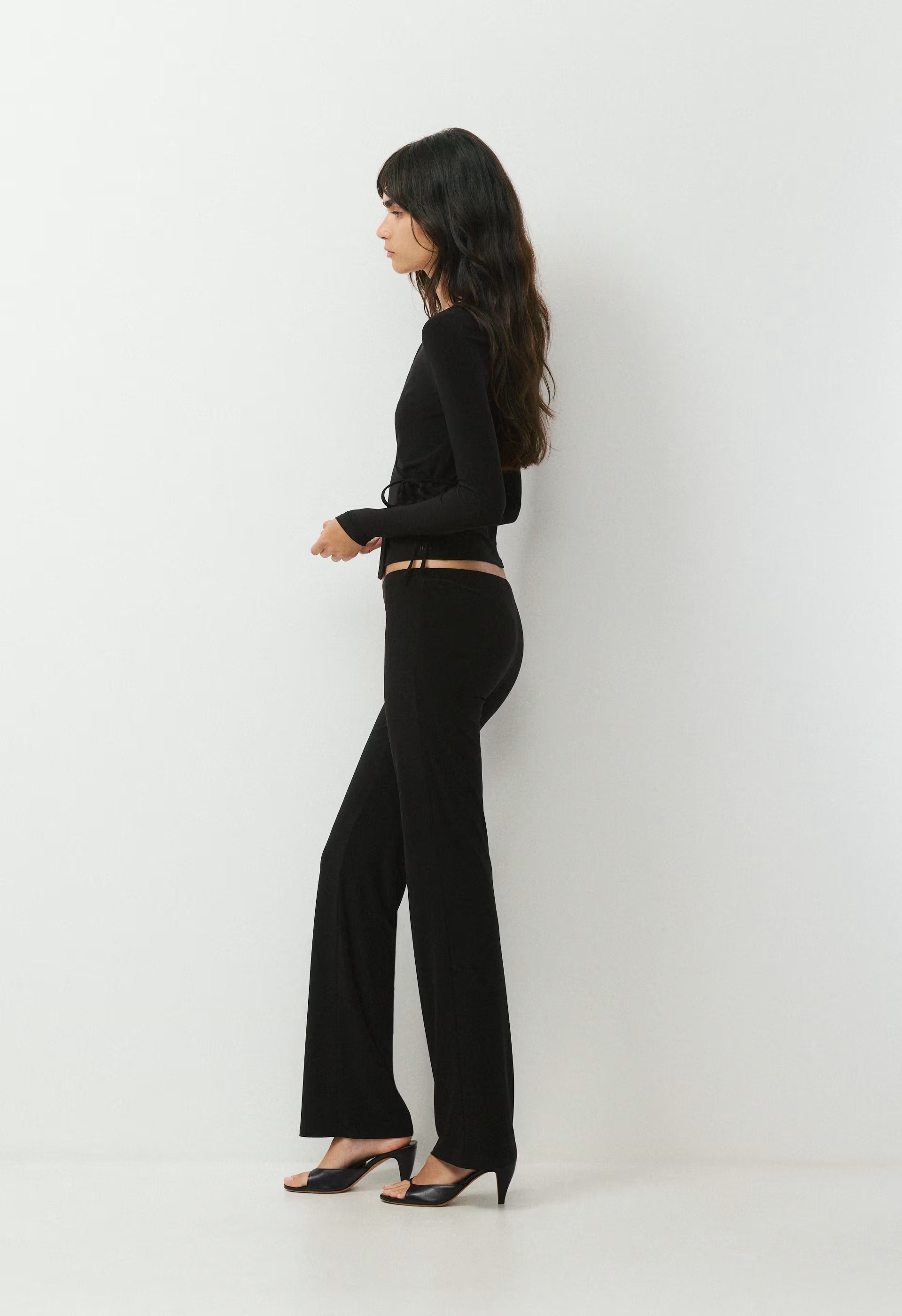 Smooth Matter™ Island Wrap Longsleeve - BLACK