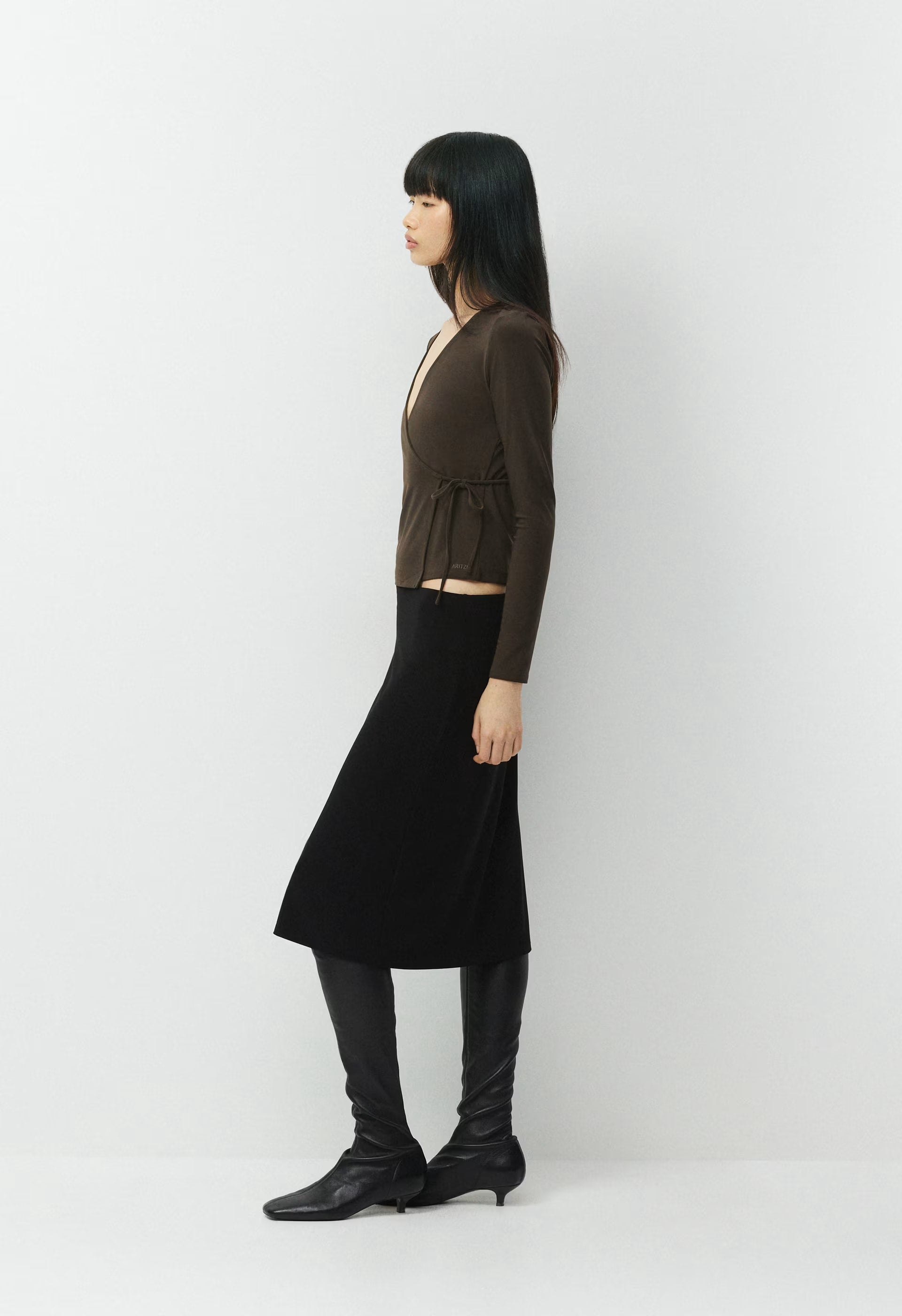 Smooth Matter™ Island Wrap Longsleeve - CACAO NIB BROWN