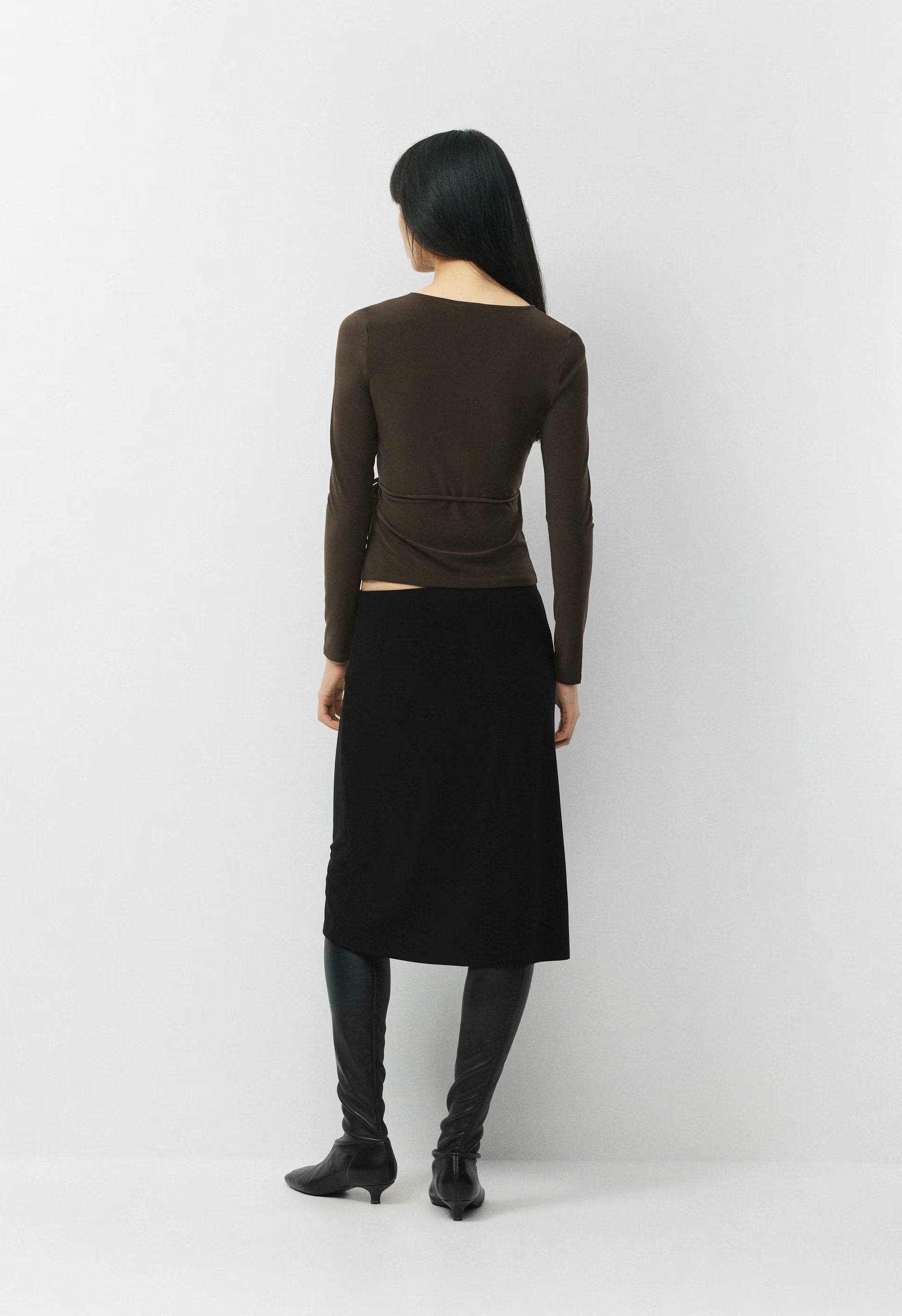 Smooth Matter™ Island Wrap Longsleeve - CACAO NIB BROWN