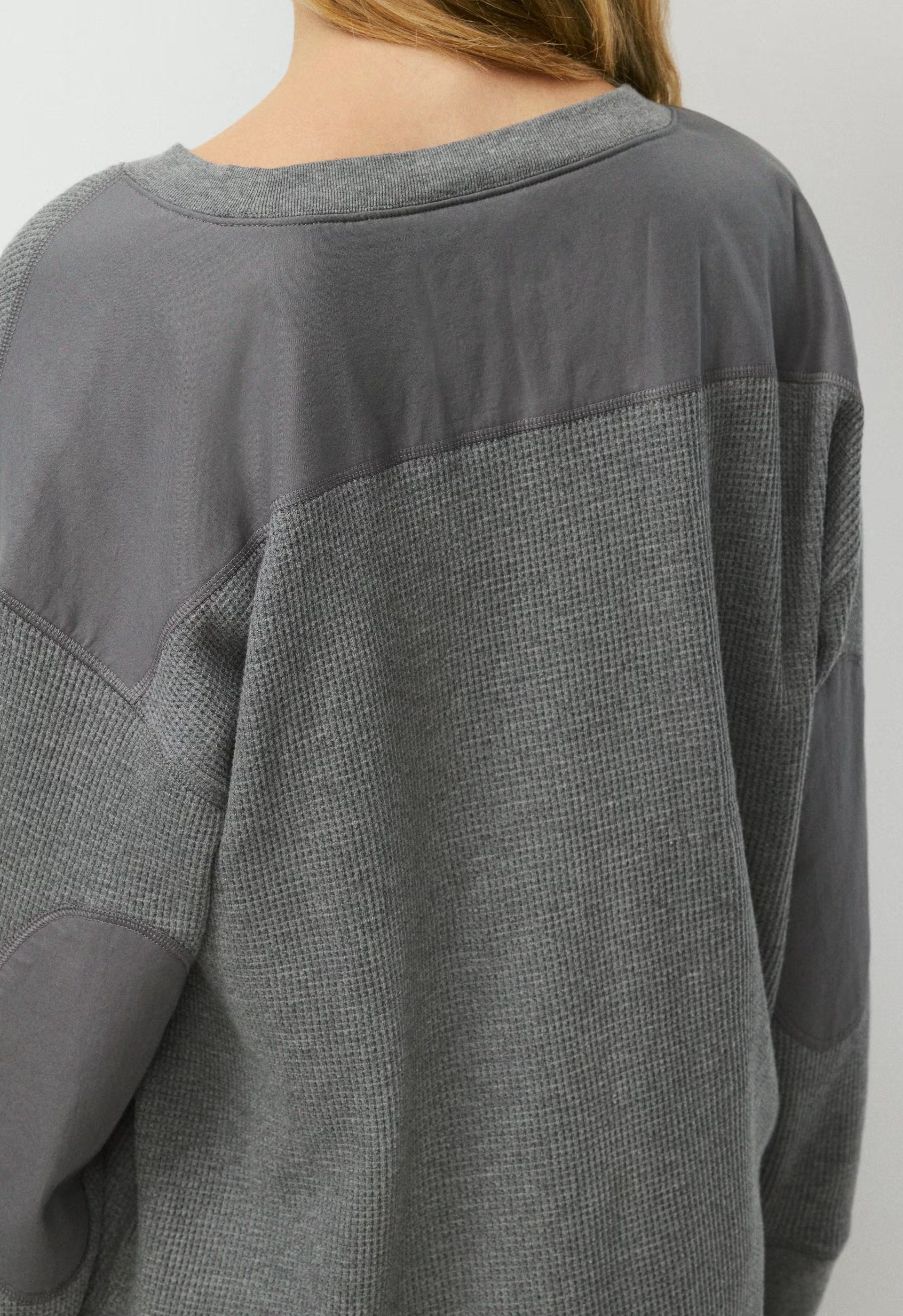 Fargo Longsleeve - HEATHER DARK GREY