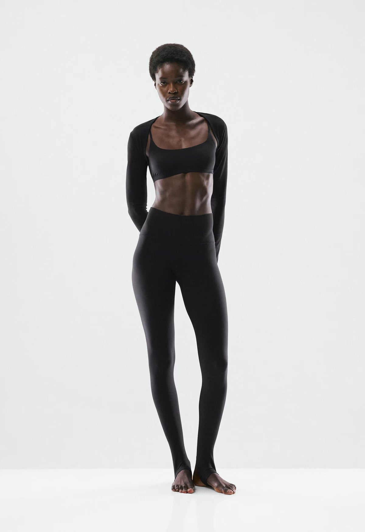 BUTTER Rehearse Shrug - BLACK