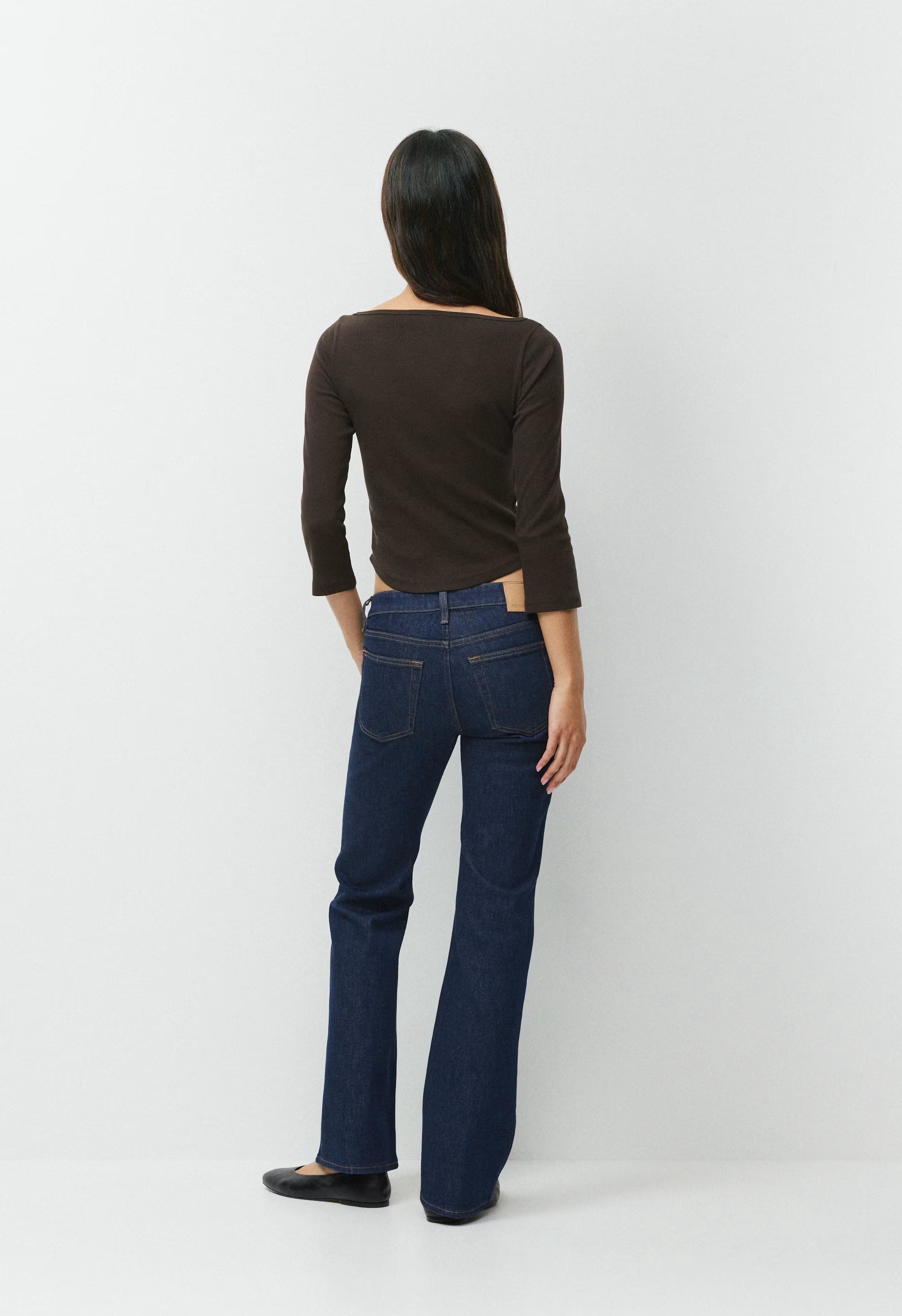 HomeStretch™ Rib Penduline T-Shirt - CACAO NIB BROWN
