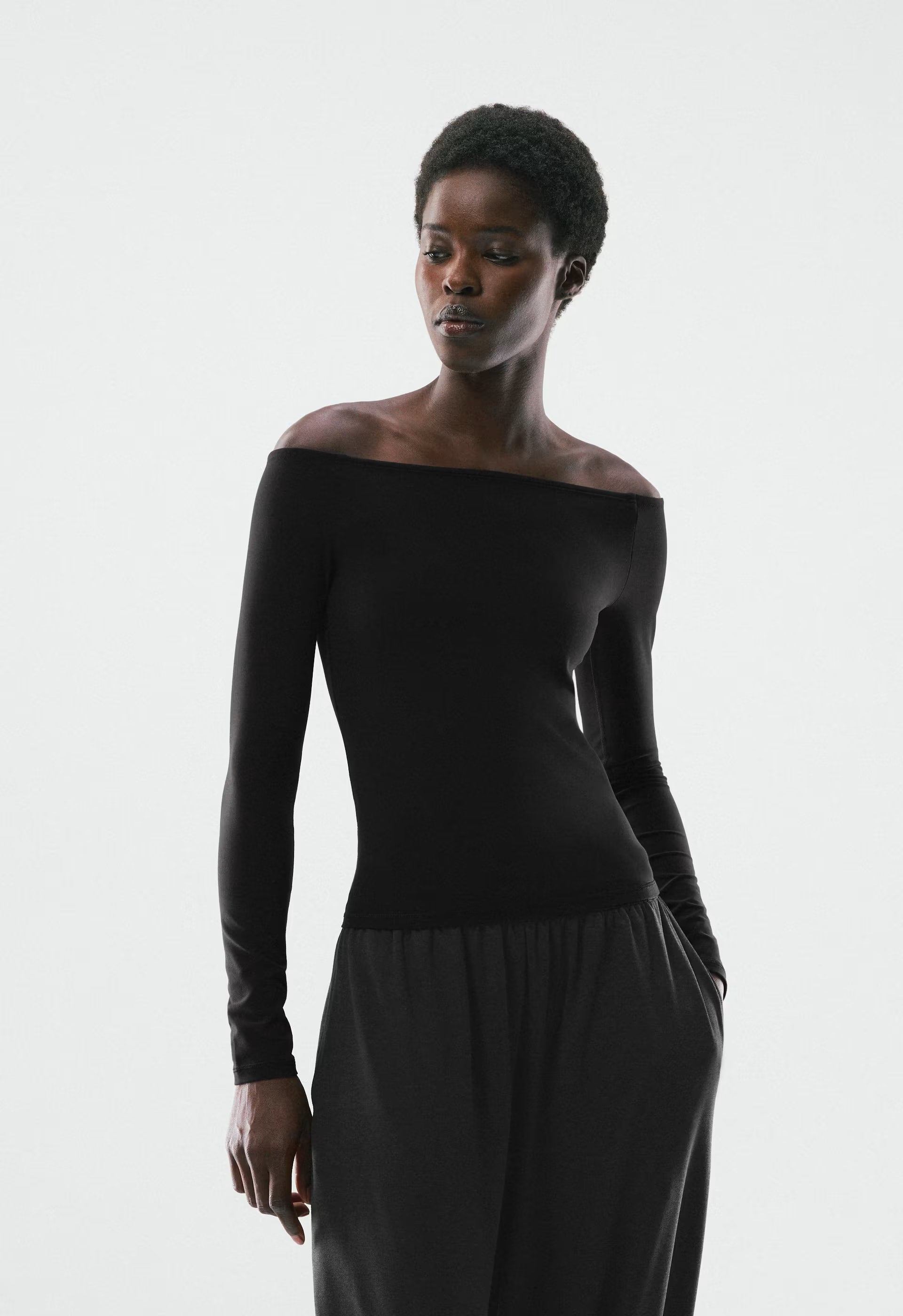 BUTTER Barre Longsleeve - BLACK