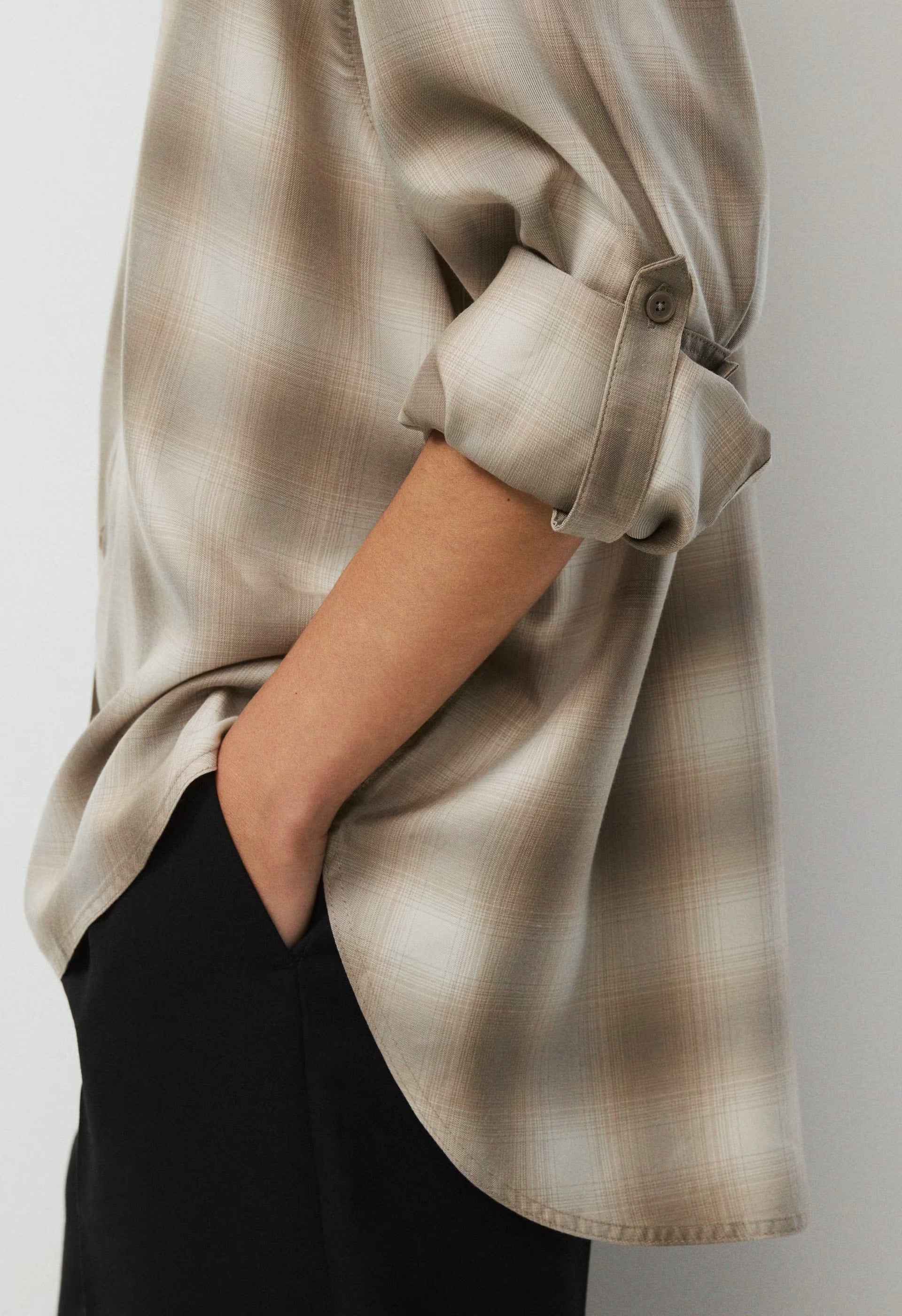 Archive Shirt - MRCNA BGE/NMD TUP