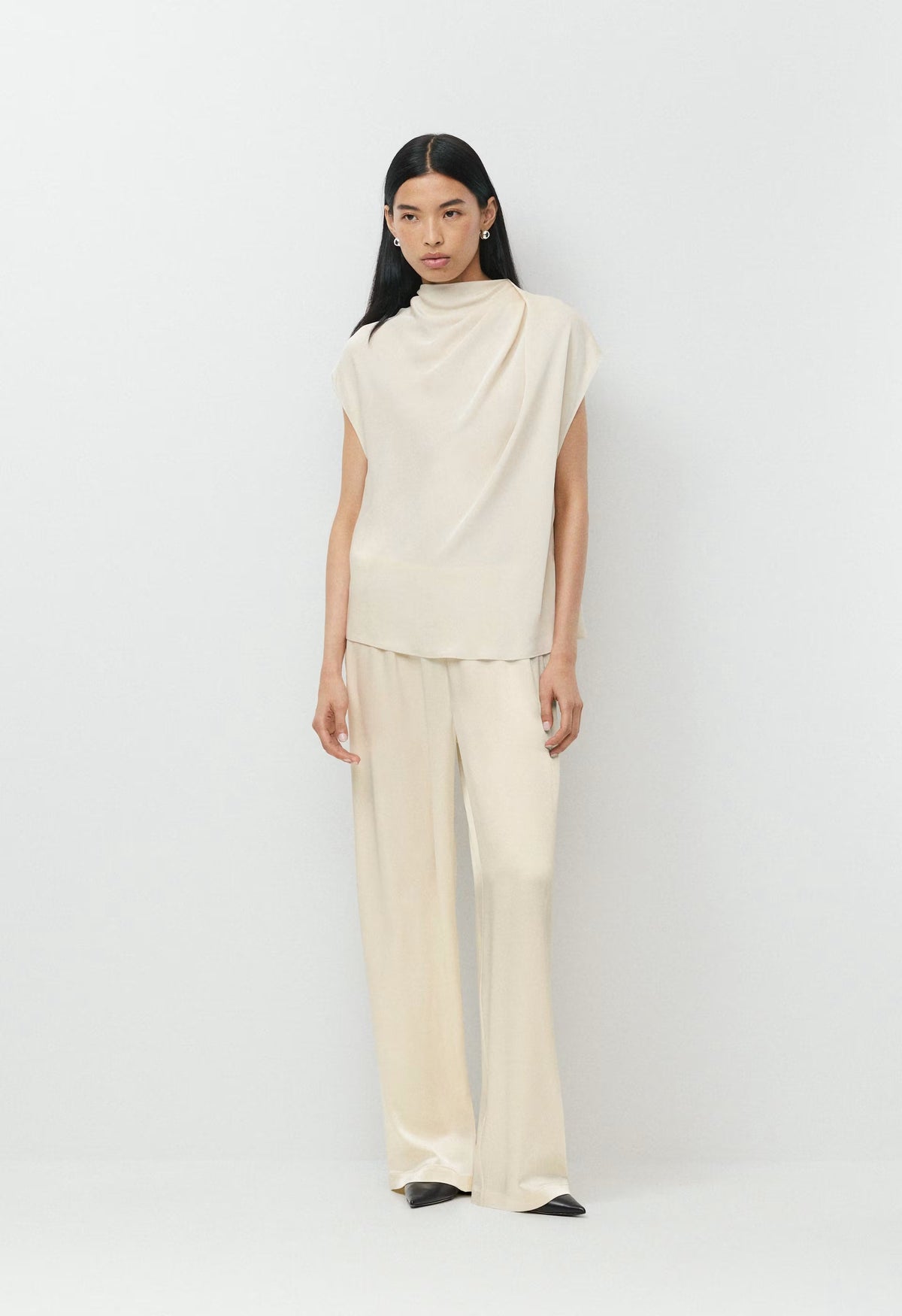Nominee Satin Blouse - SEASIDE CREAM