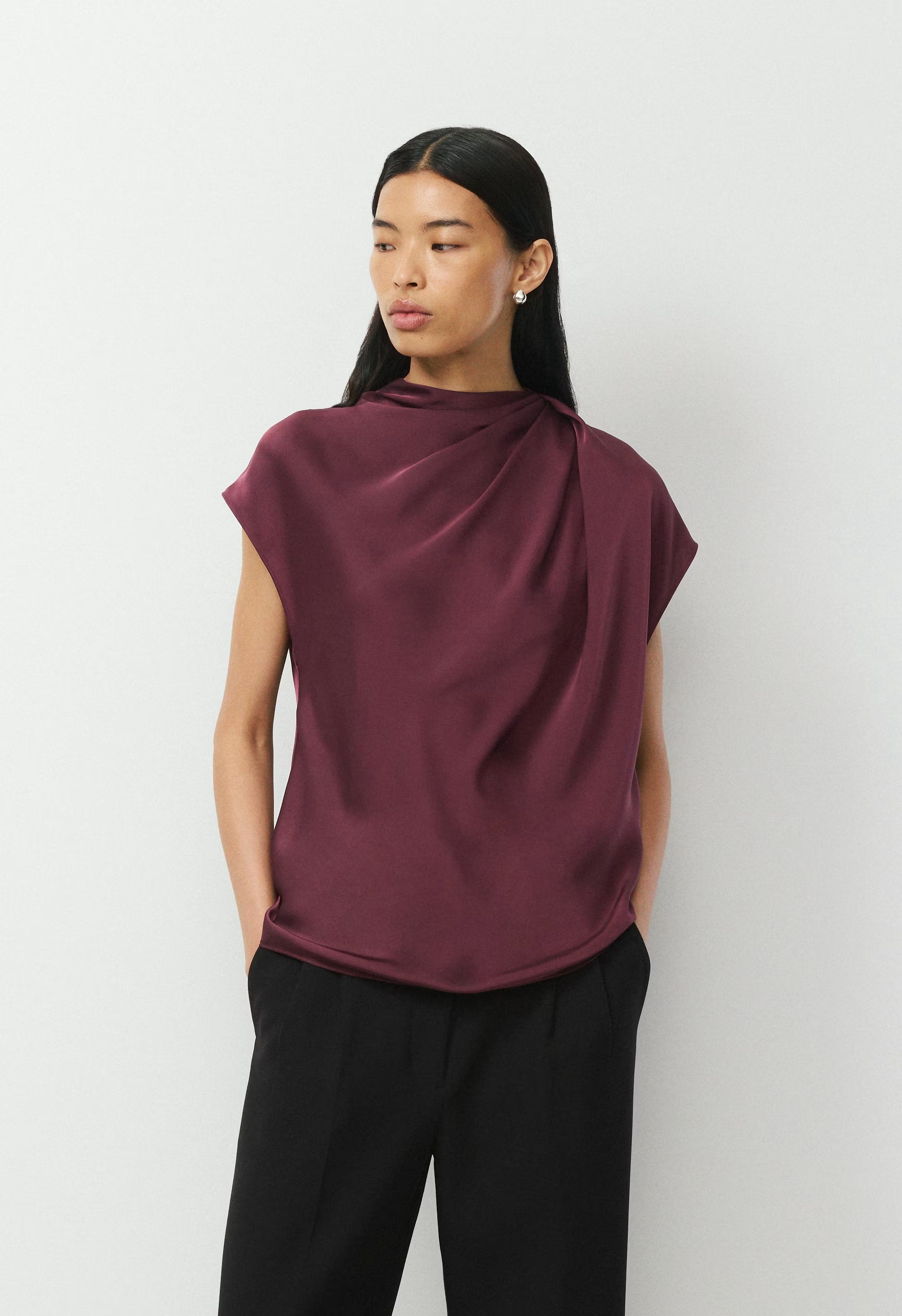 Nominee Satin Blouse - GALA PLUM