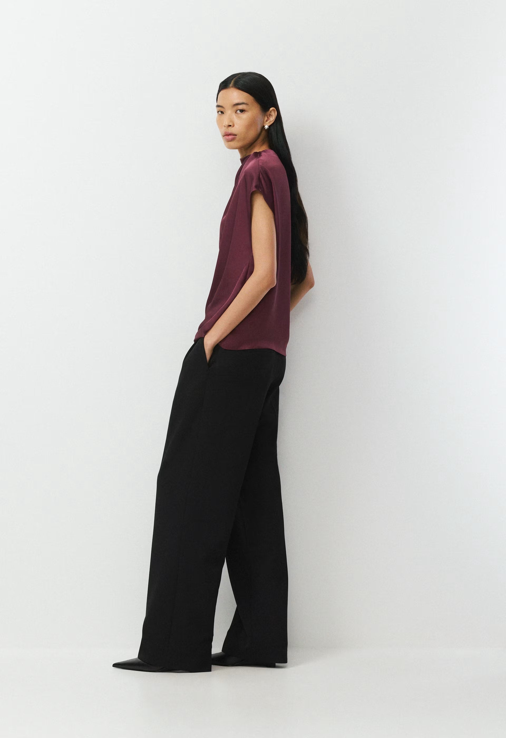 Nominee Satin Blouse - GALA PLUM