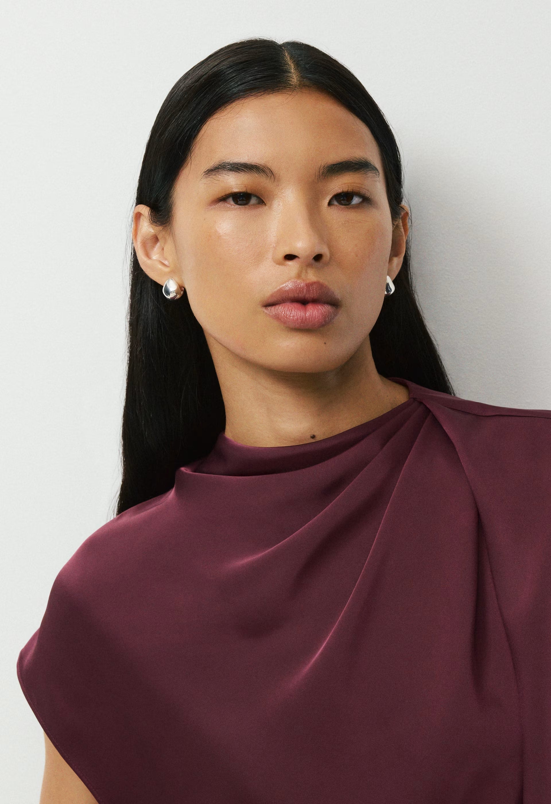 Nominee Satin Blouse - GALA PLUM