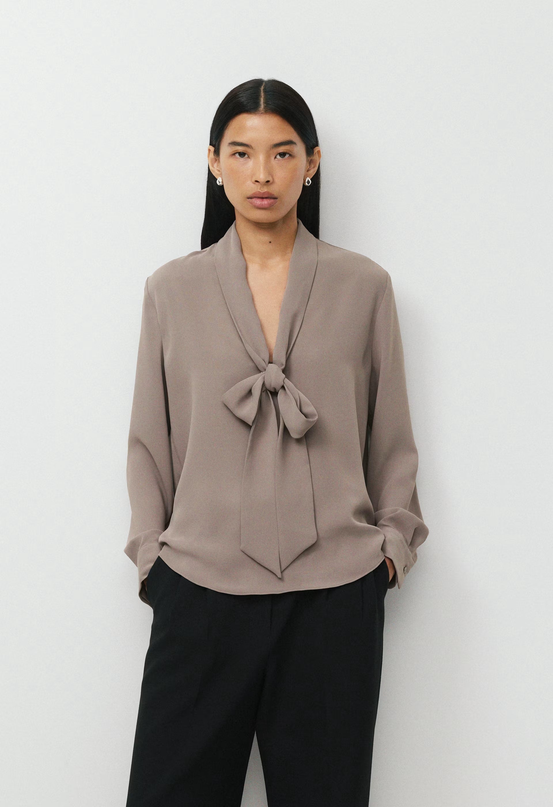 Hestia Blouse - IRON TAUPE