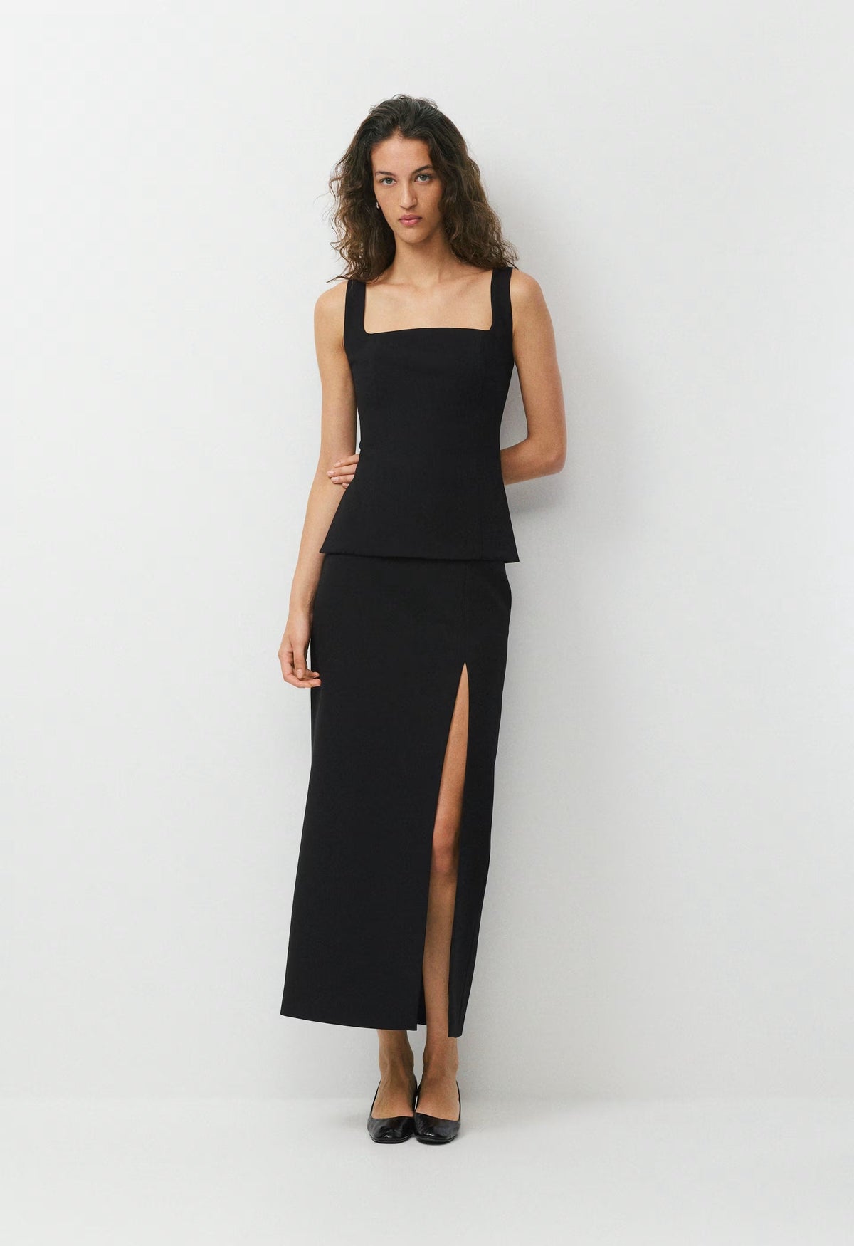 Columnist Top - Eversential™ - BLACK