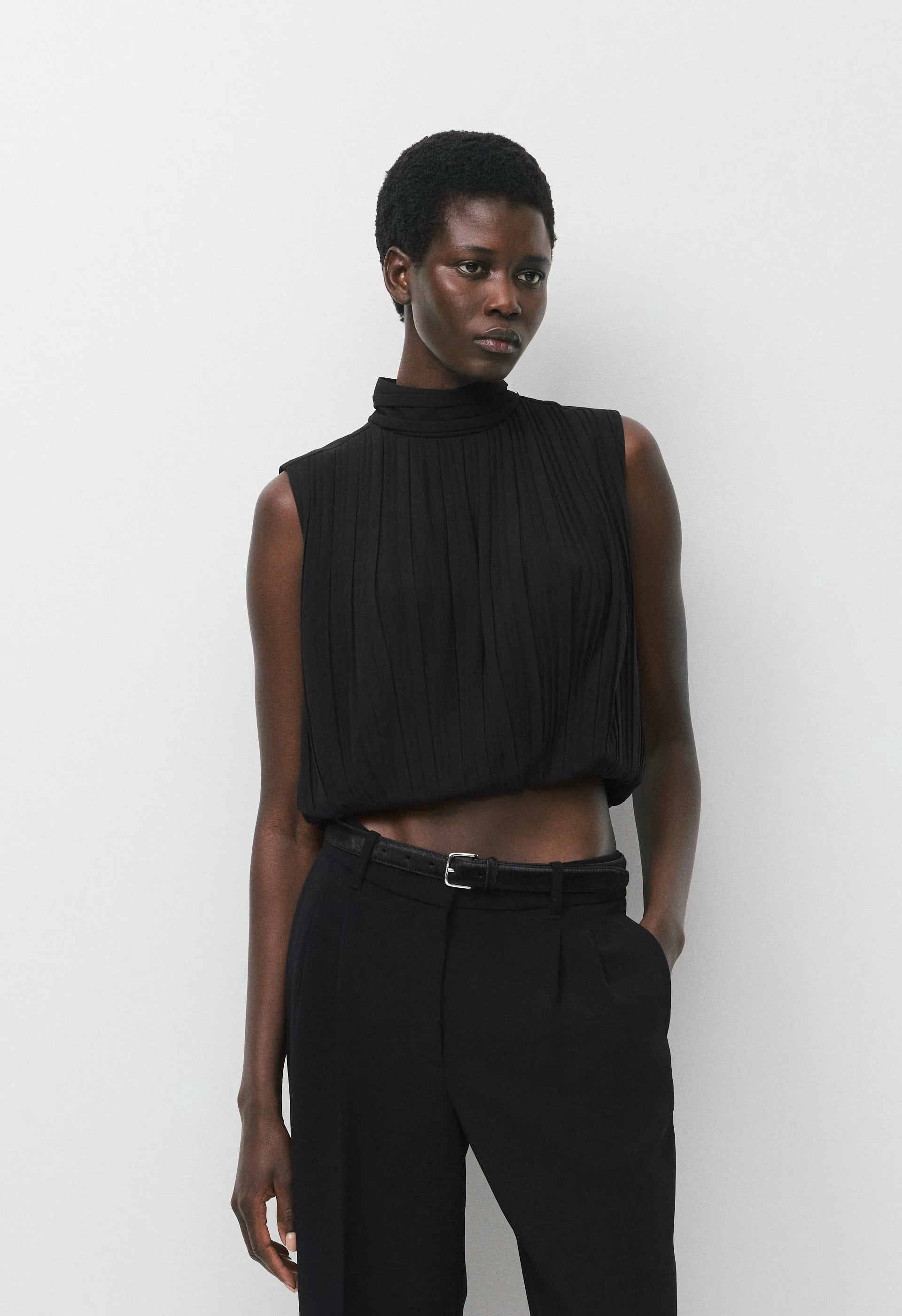 Ezra Top - BLACK
