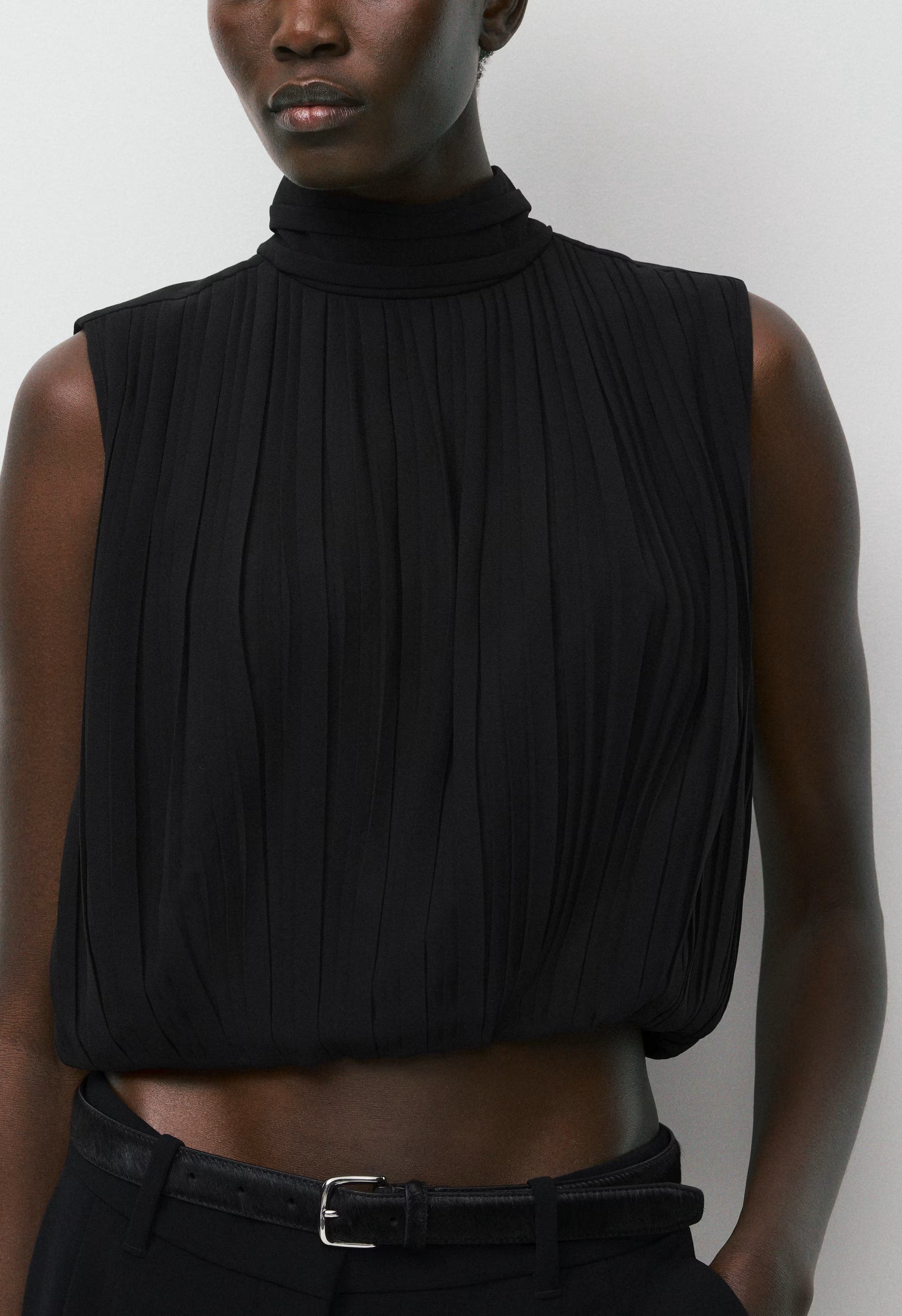 Ezra Top - BLACK