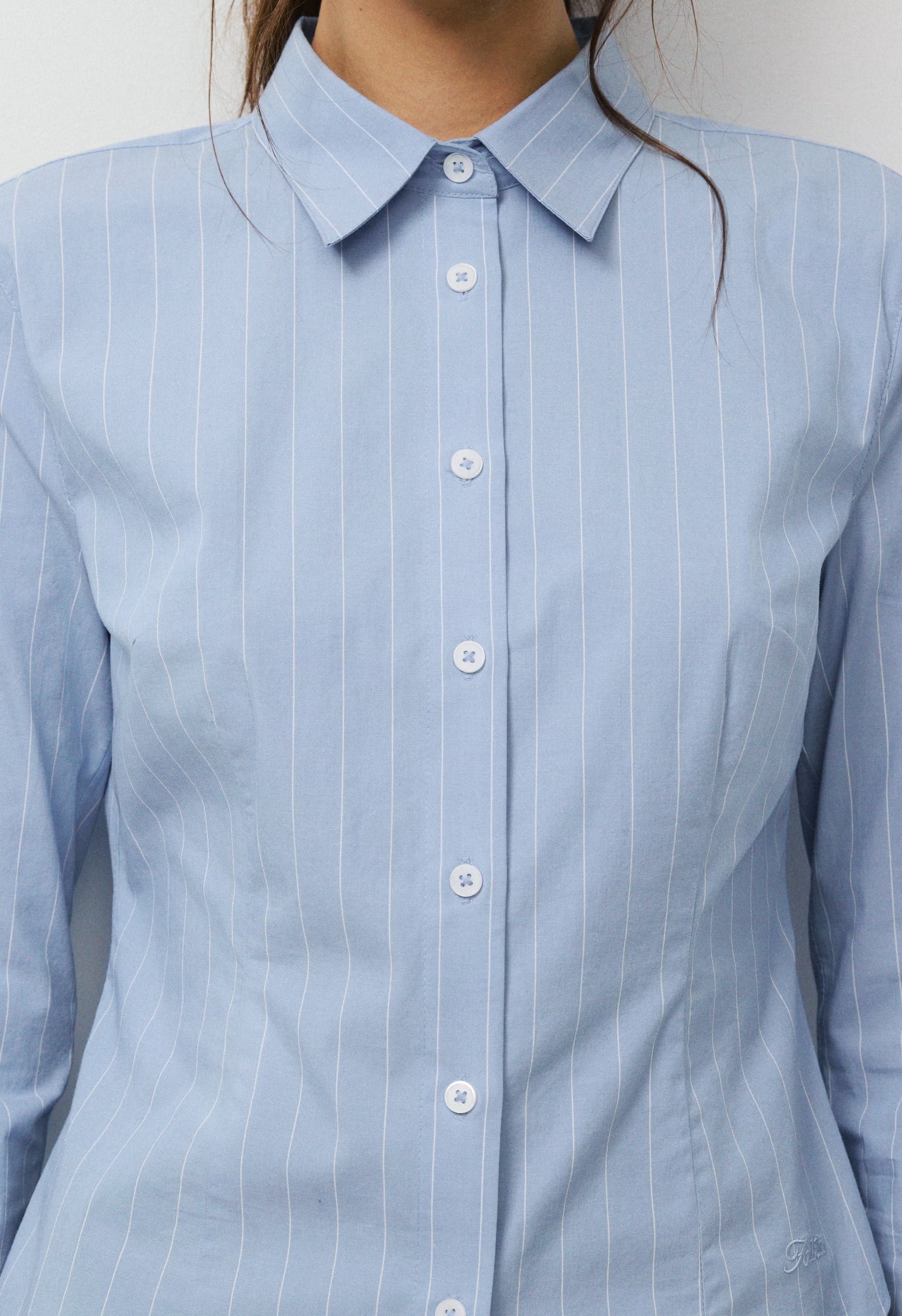 Chronicle Slim Poplin Shirt - CRNFL BLU/ BRT WHT