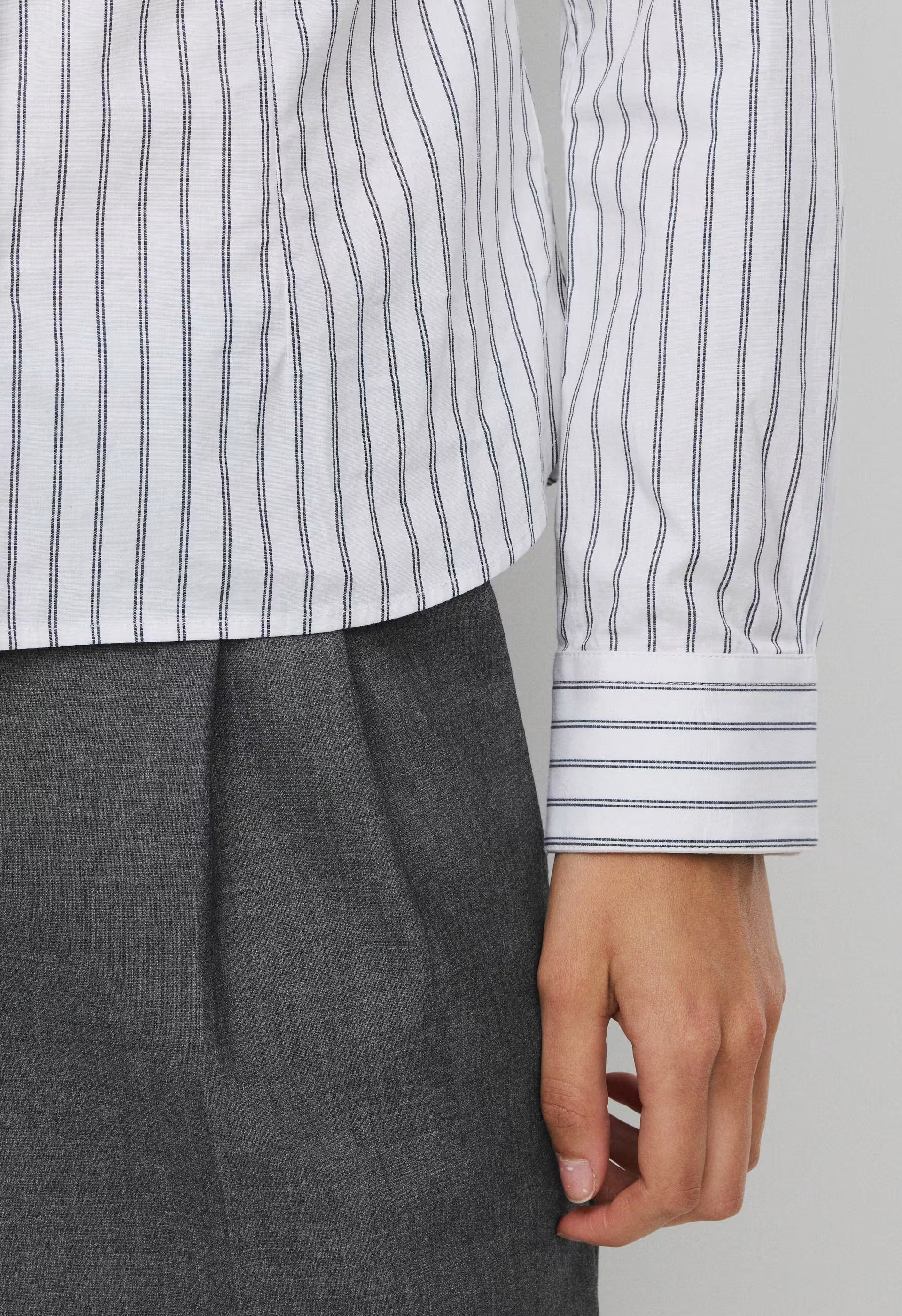 Chronicle Slim Poplin Shirt - CALVIN STRP BT WT/ADML