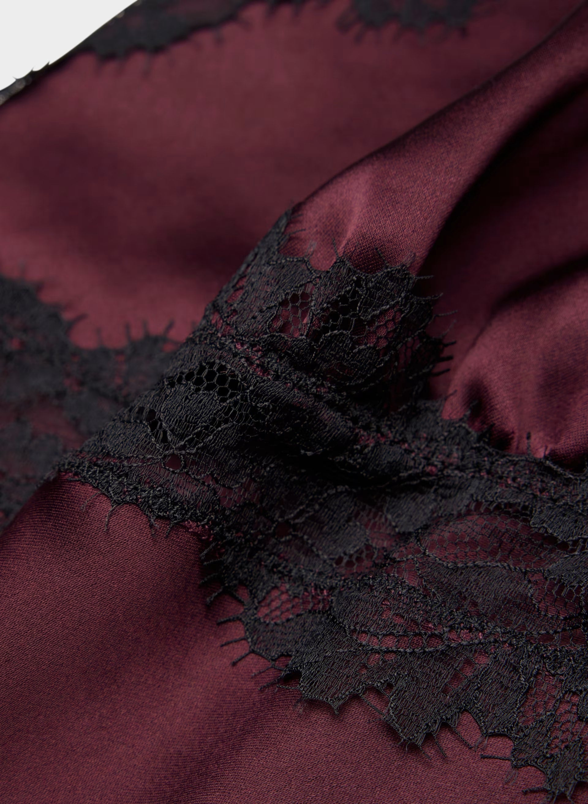 Foxtrot Satin Camisole - GALA PLUM/BLK