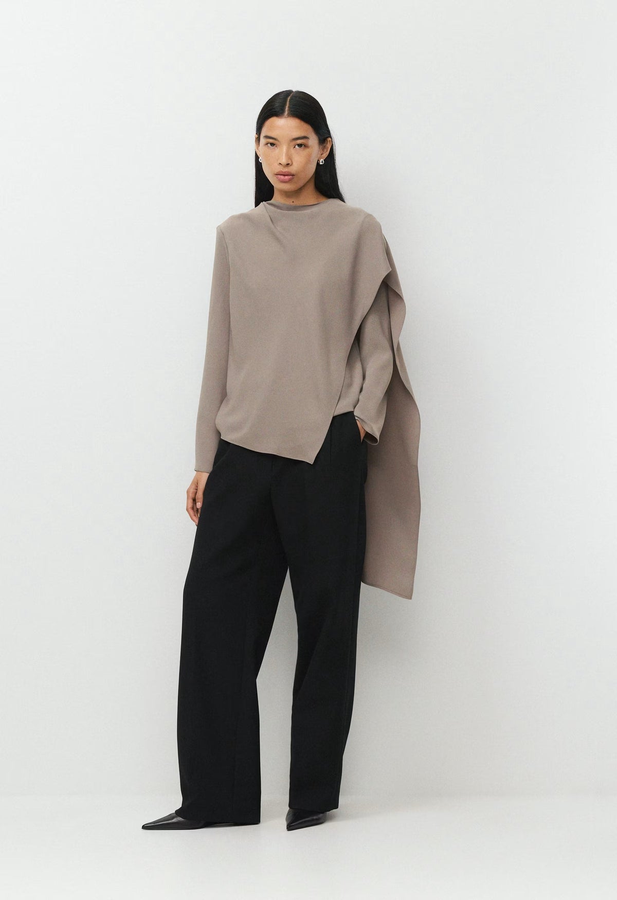 Loretto Blouse - IRON TAUPE