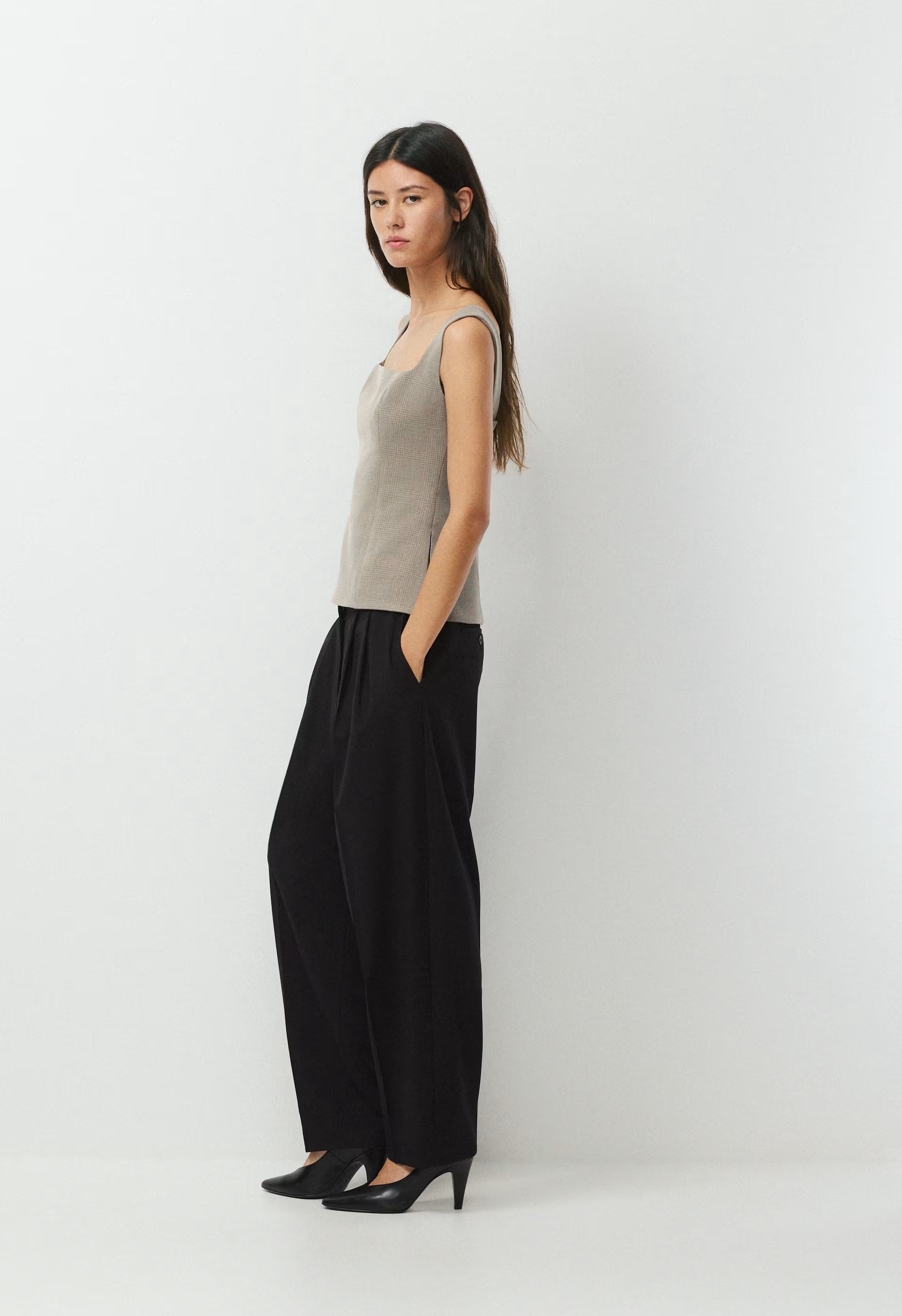 Columnist Top - Eversential™ - NOMAD TAUPE/COLA TPE