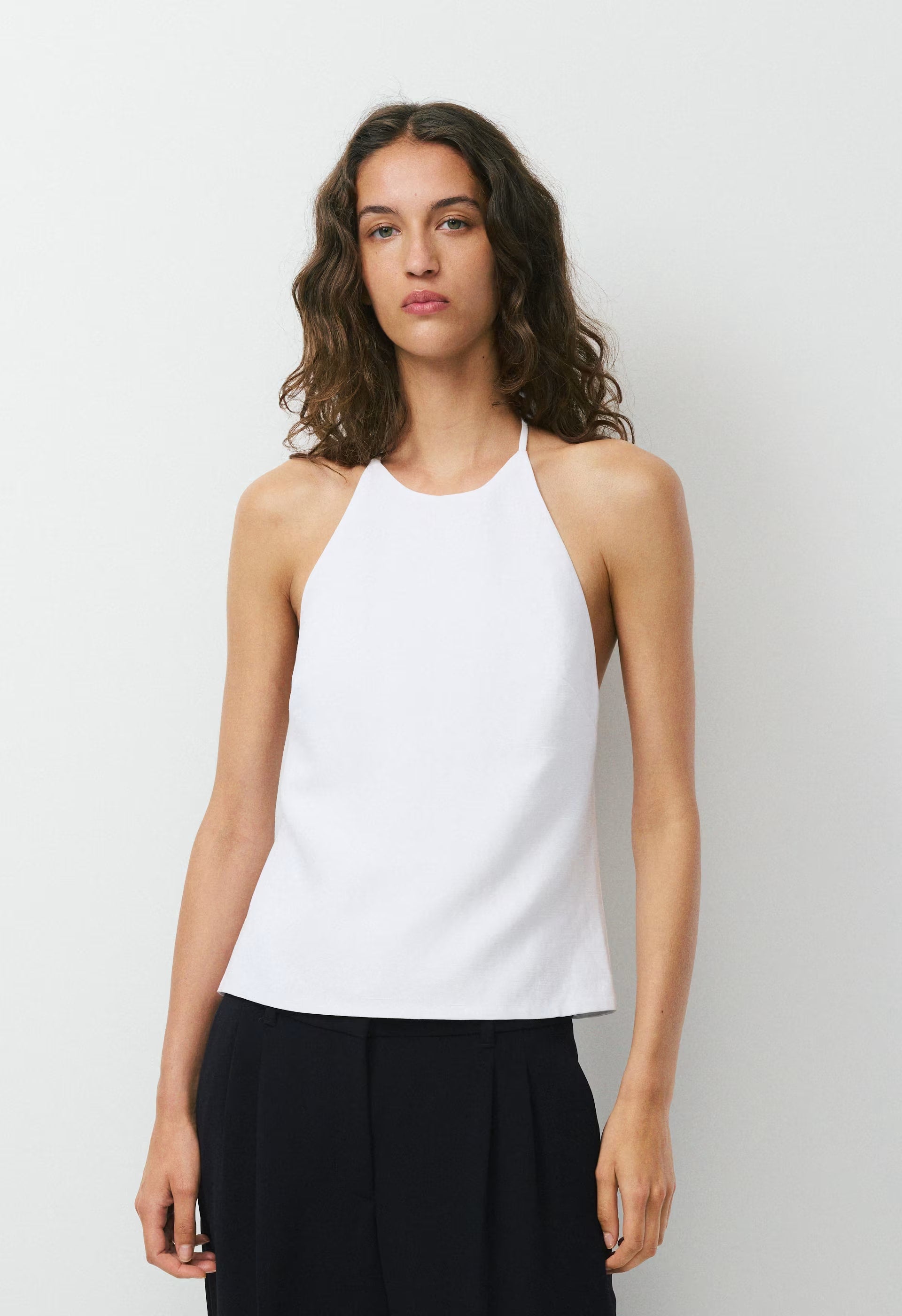 Earnshaw Halter Top - CruiseLinen™ - WHITE