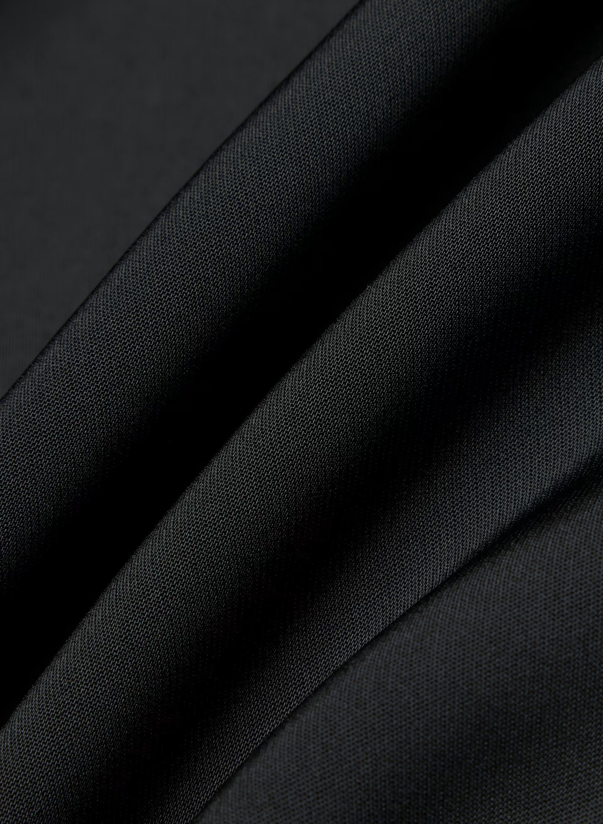 Connector Satin Top - BLACK
