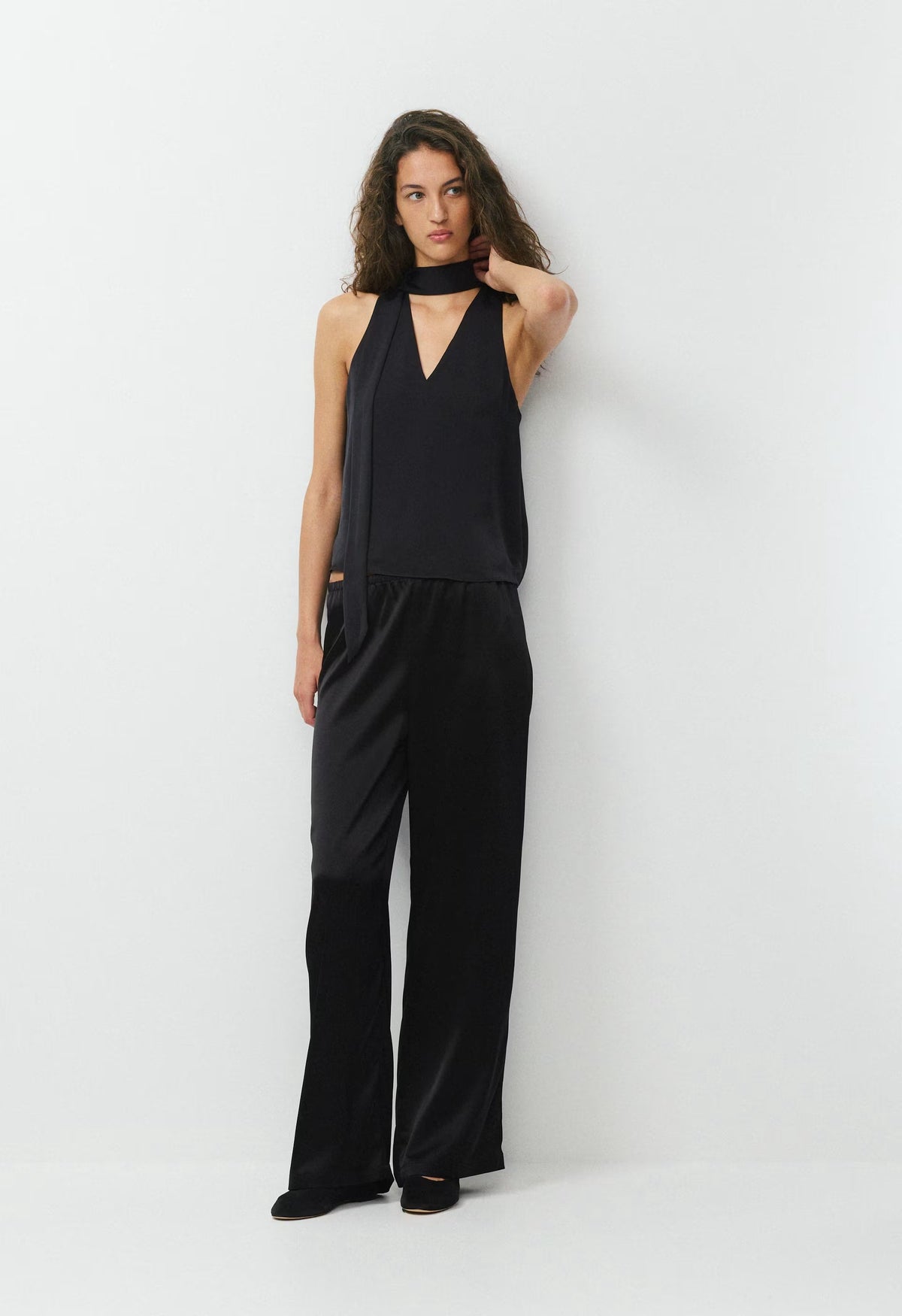 Connector Satin Top - BLACK