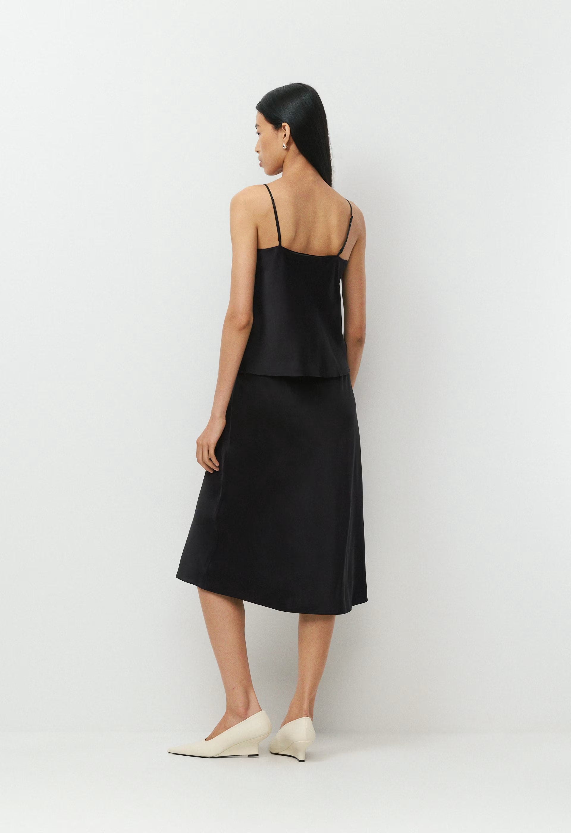 Median Silk Camisole - BLACK