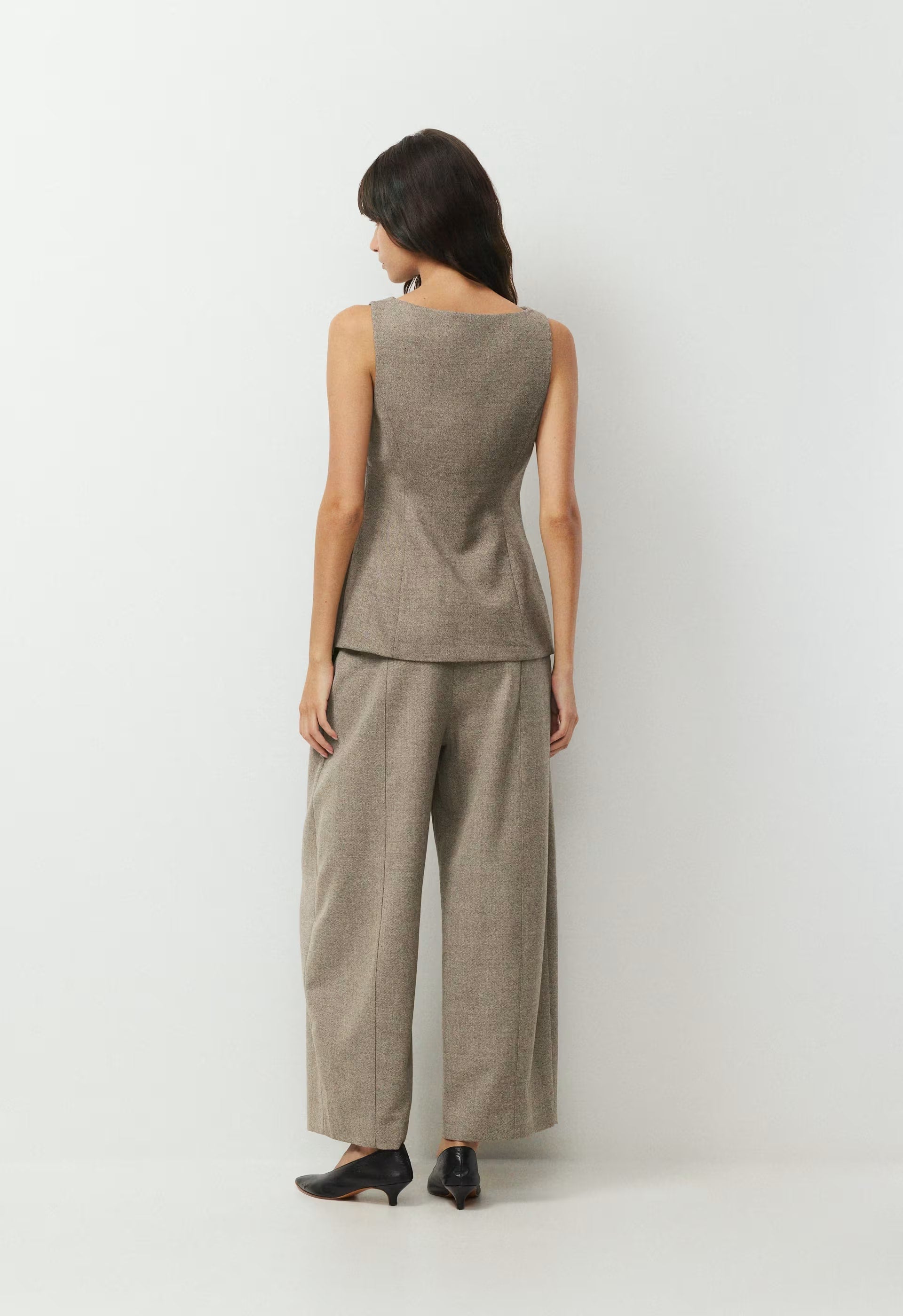 Windmill Top - NOMAD TAUPE/BLACK